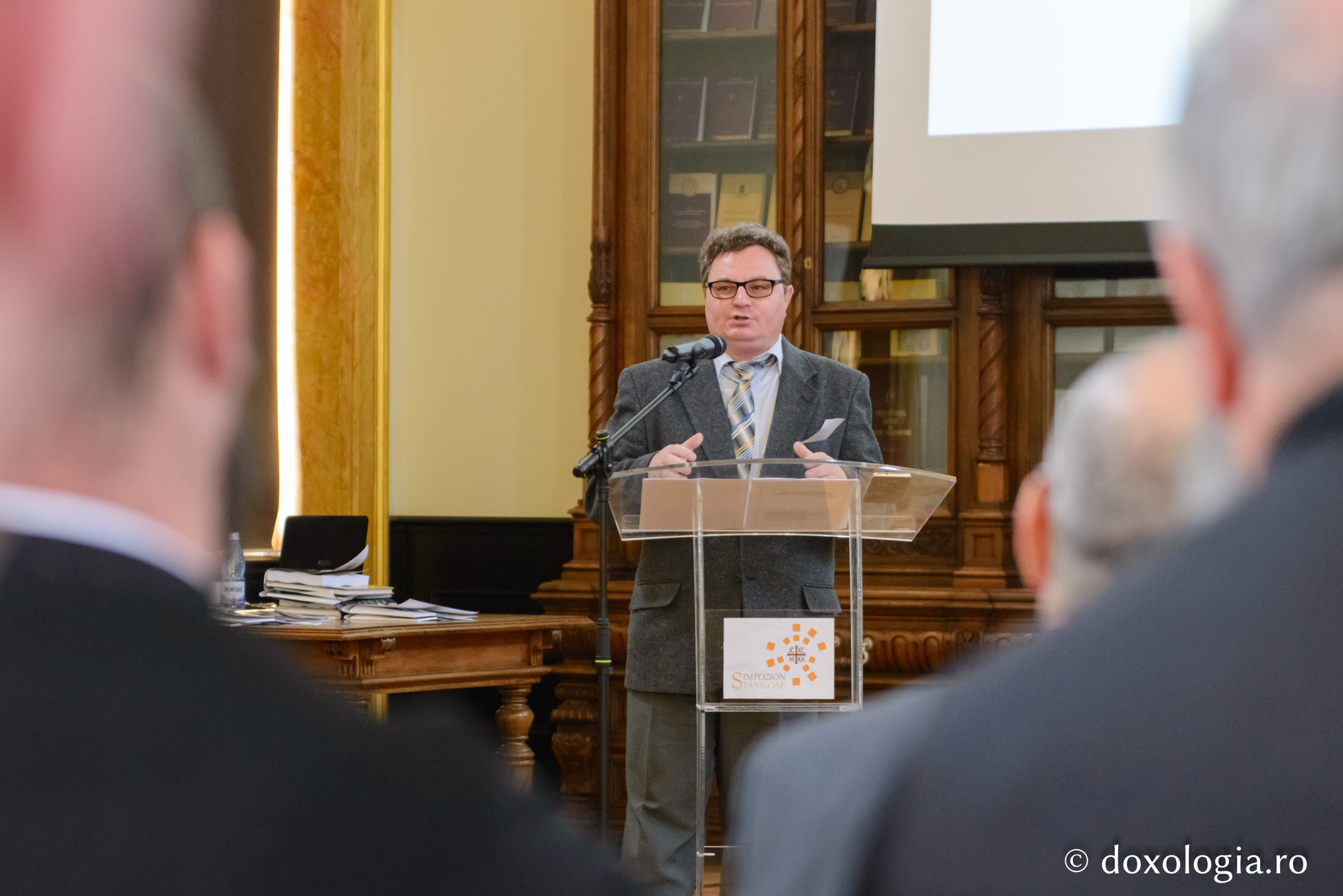 „Te-am iubit şi te iubesc, Românie, deşi tu ai rămas recunoscătoare călăilor noştri!“