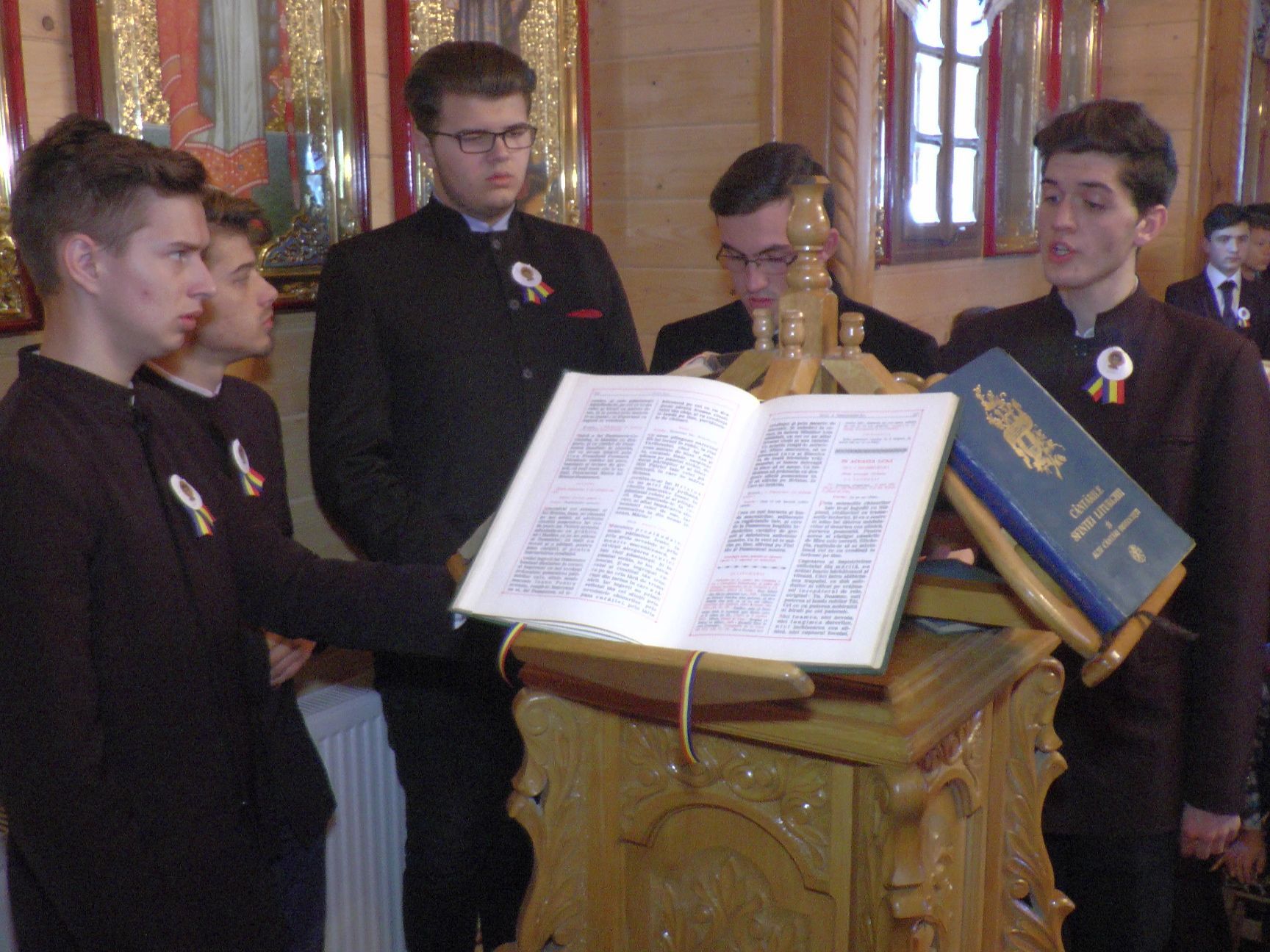 Credincioşii din Volovăţ l-au sărbătorit pe Sfântul Mărturisitor Ioan Rusul