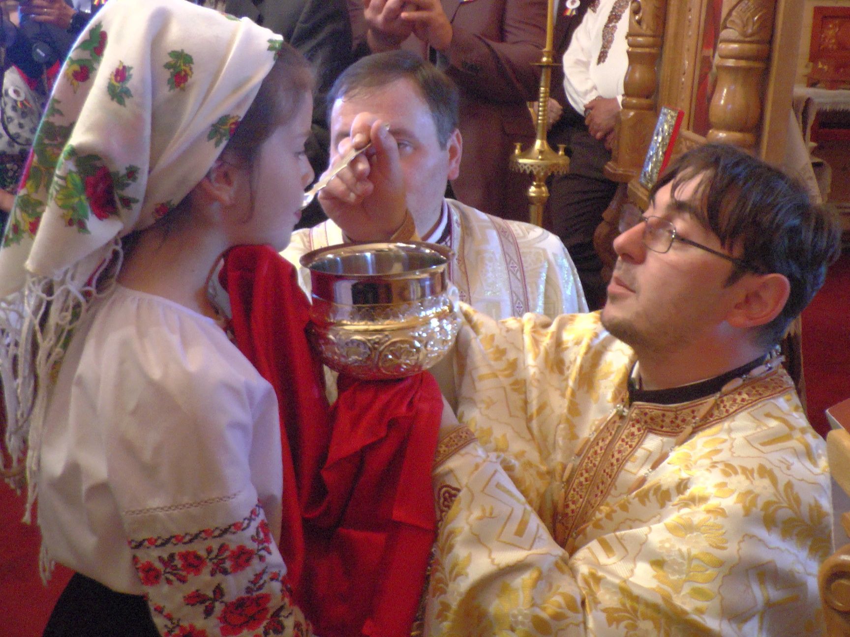 Credincioşii din Volovăţ l-au sărbătorit pe Sfântul Mărturisitor Ioan Rusul