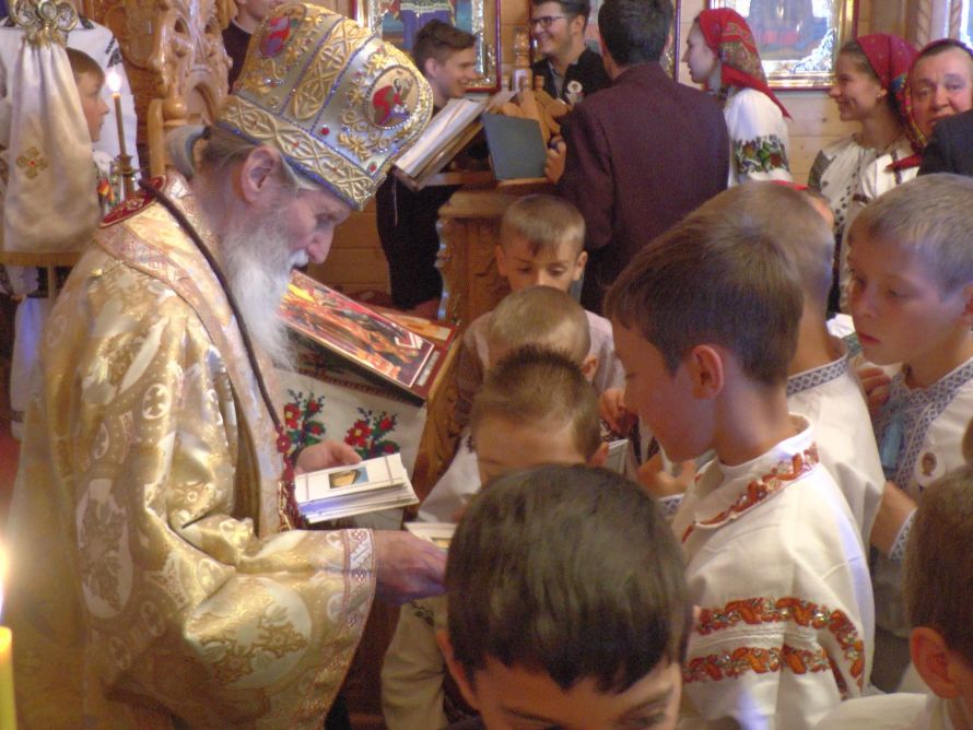 Credincioşii din Volovăţ l-au sărbătorit pe Sfântul Mărturisitor Ioan Rusul