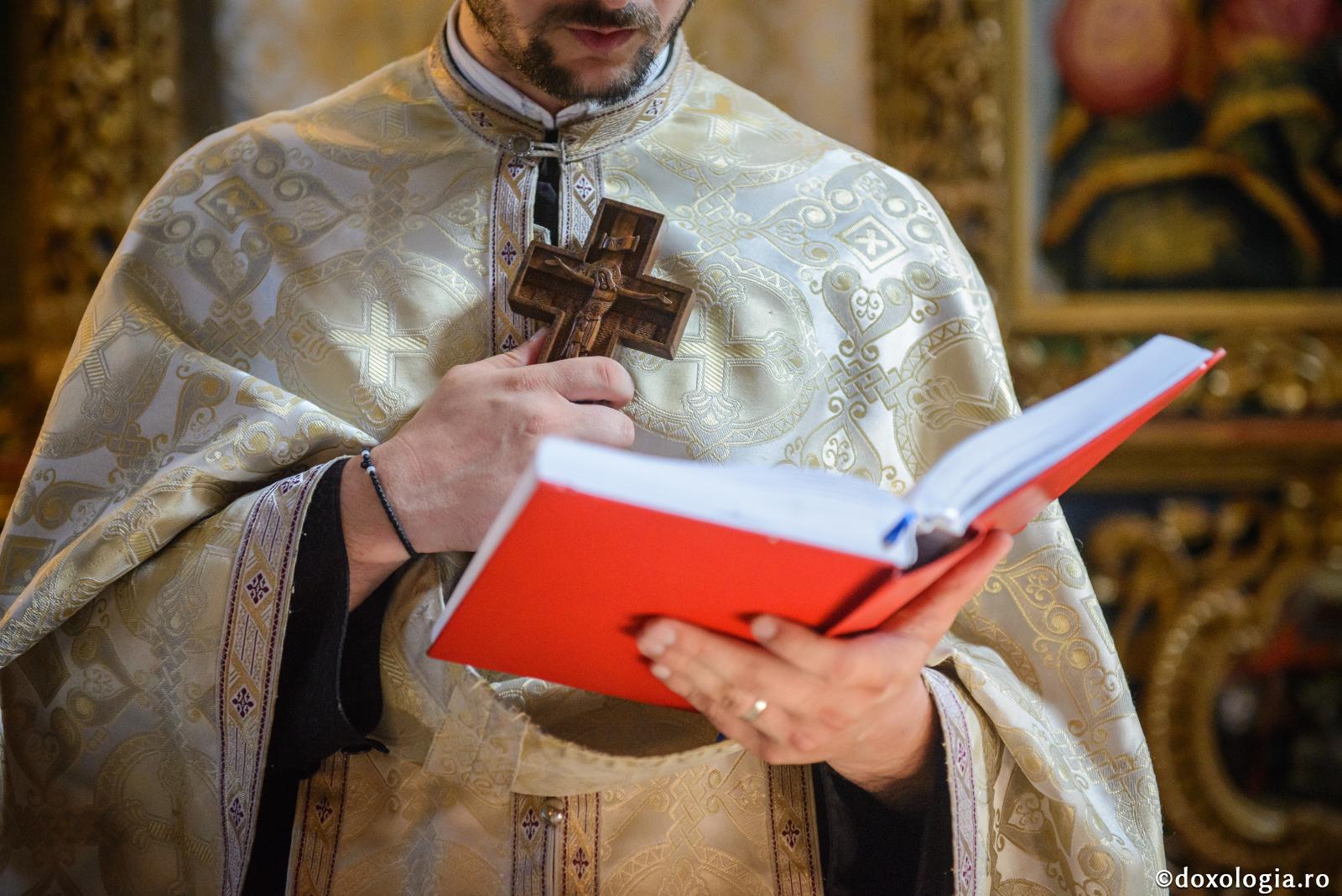 Foto: Oana Nechifor Sfânta Spovedanie este un excelent mijloc pentru formarea şi dezvoltarea caracterului religios moral