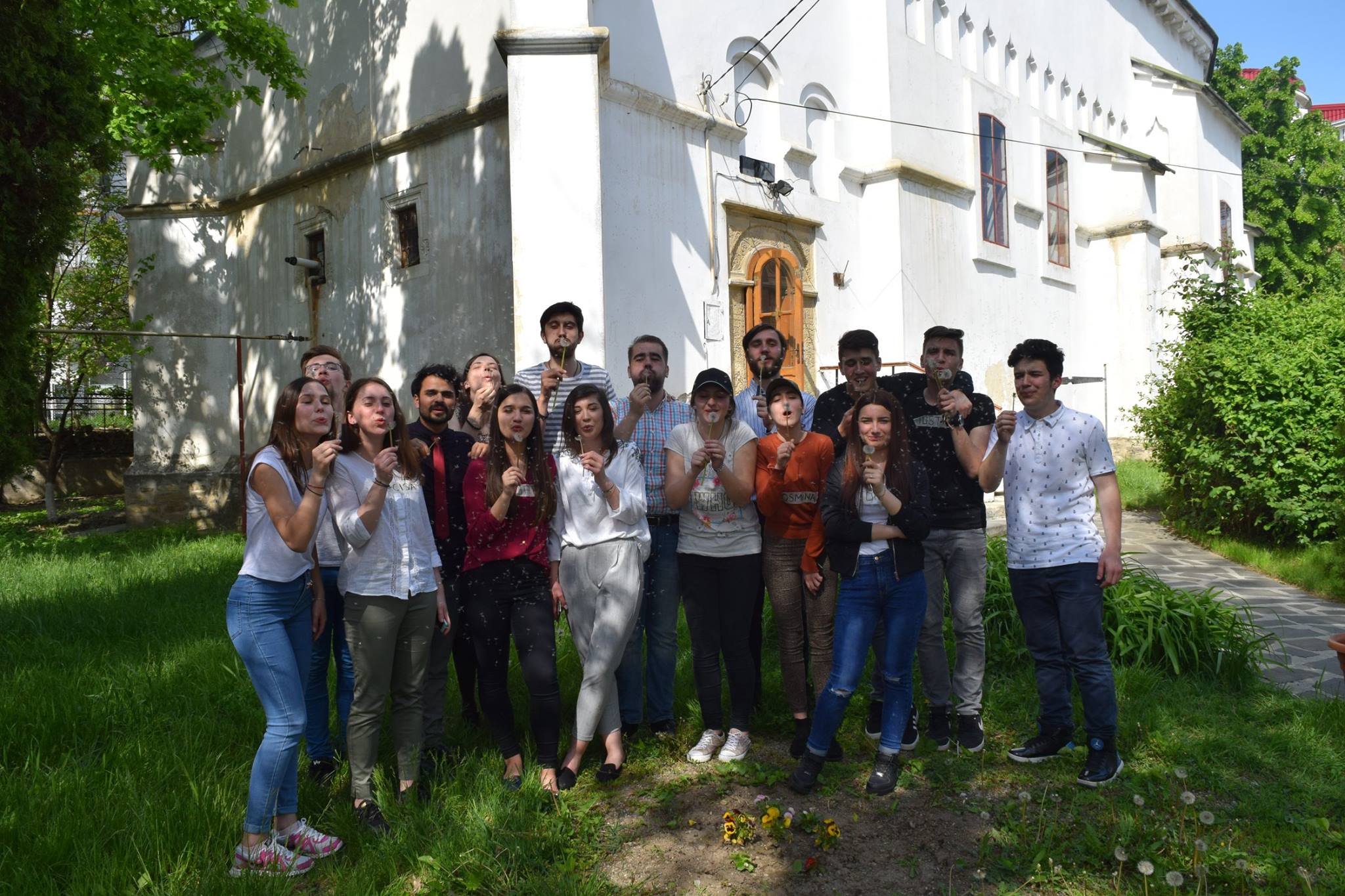 Traininguri pentru formarea animatorilor „Taberei din Pridvorul Satului”