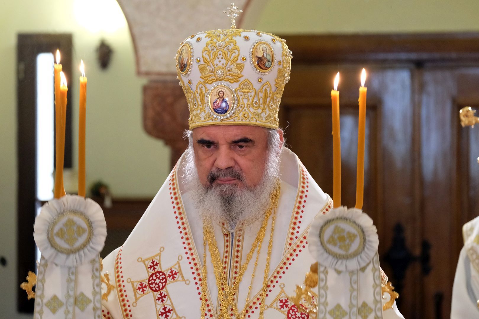 Să nu mai trăim egoist, ci să trăim deschis iubirii lui Dumnezeu şi ajutorării