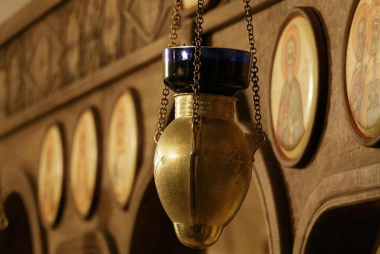 De Ziua Internațională a Copilului, Preasfințitul Părinte Episcop Macarie a vizitat în Stockholm copiii bolnavi