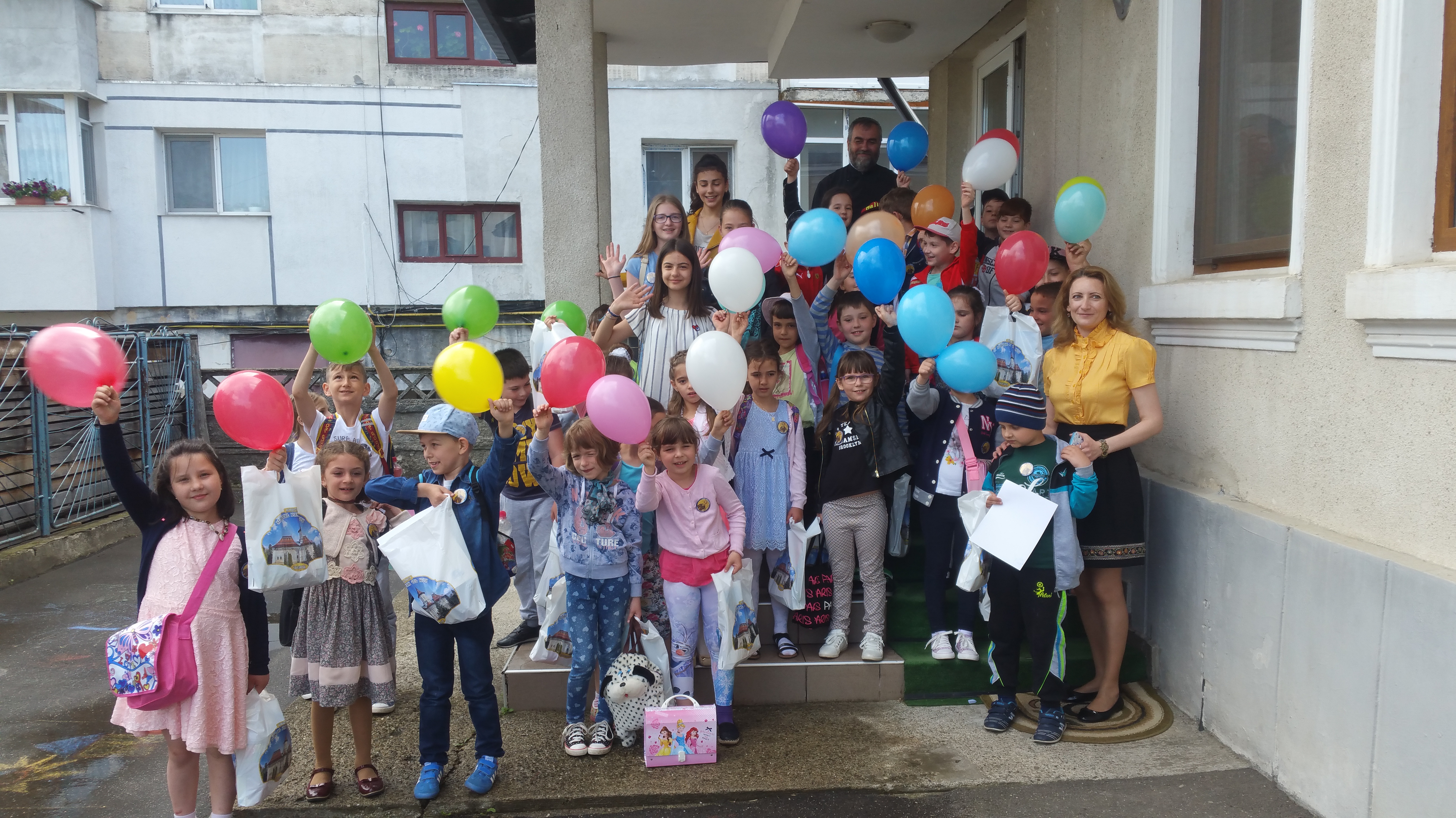 Activități dedicate copiilor și tinerilor, organizate de Protoieria Fălticeni