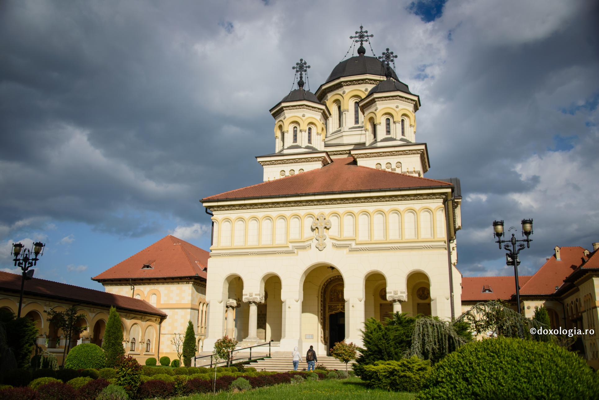 (Video) De ce și de către cine este atacată astăzi Biserica? (Video) De ce și de către cine este atacată astăzi Biserica?
