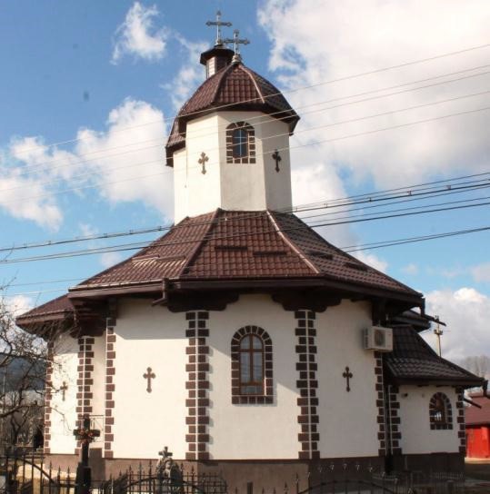 Resfințirea Bisericii cu hramul „Sfinții Arhangheli Mihail și Gavriil” din Bucșoaia, Protopopiatul Câmpulung Moldovenesc