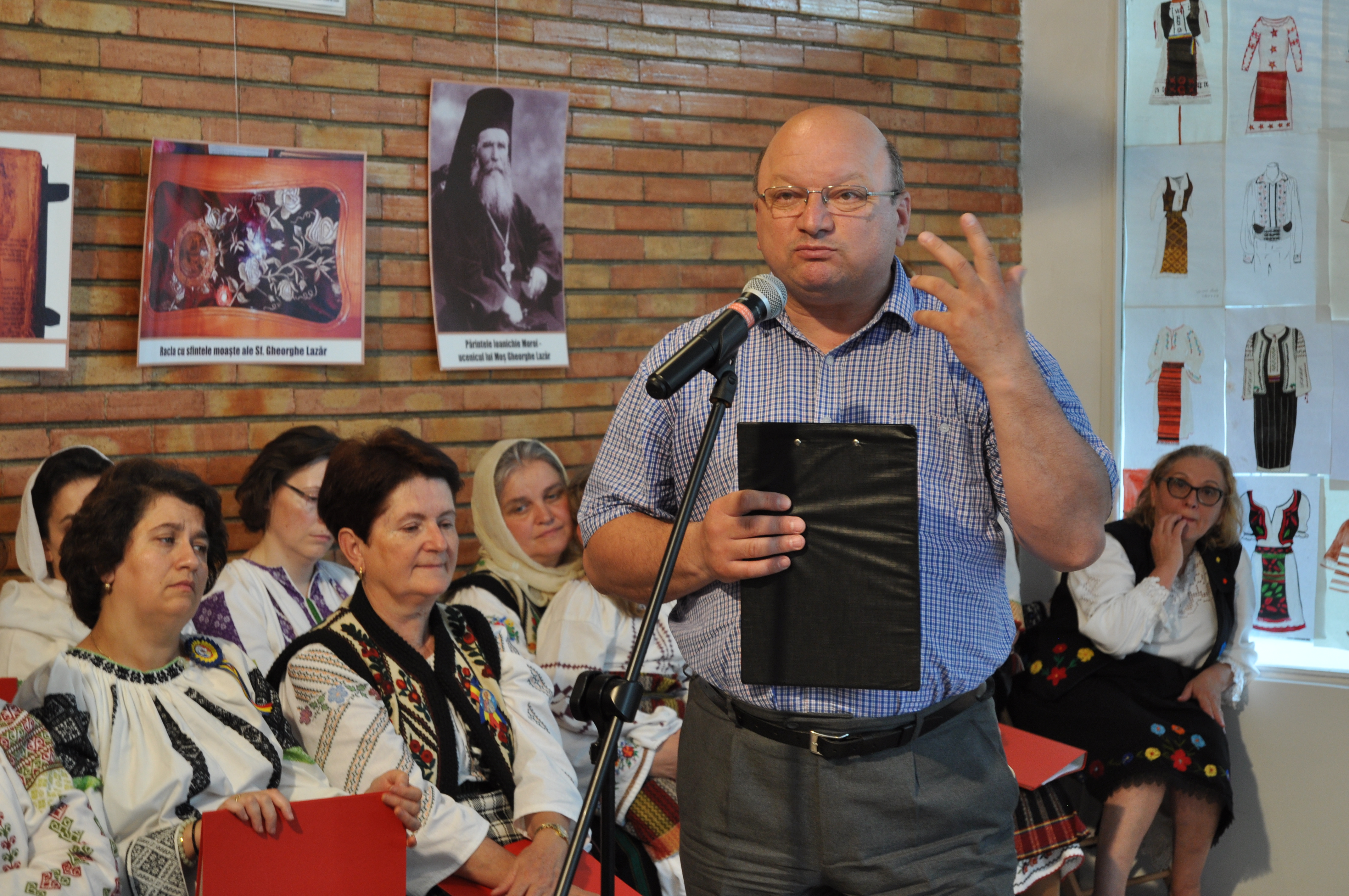 Simpozion la Piatra Neamț: „Moşul Gheorghe Lazăr ne redefineşte ca neam”