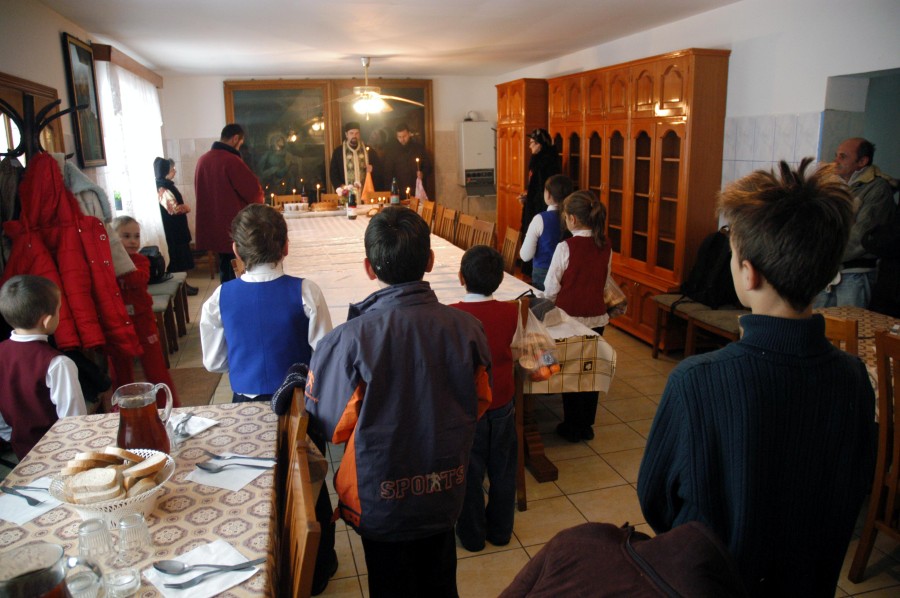 Slujire filantropică şi misionară în Parohia „Sfântul Gheorghe“ - Bacău