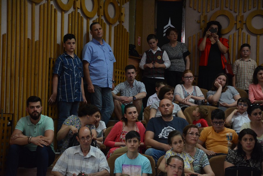 Vernisajul expoziţiei de fotografie „Pe urmele copilăriei lui Ion Creangă“