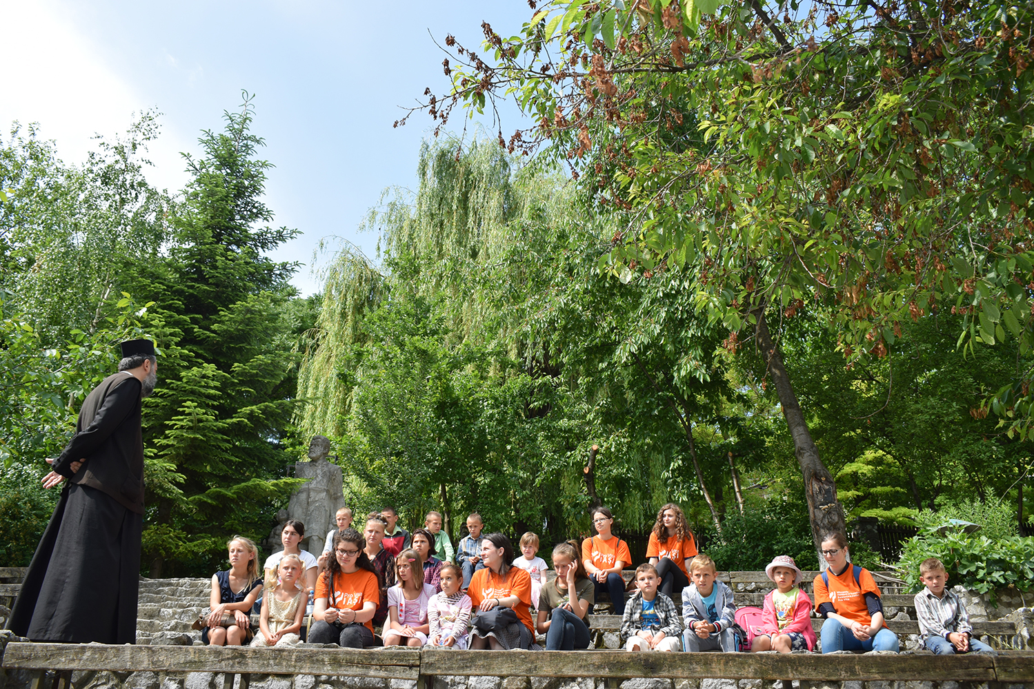 „Raze în lumină“ la prima ediţie