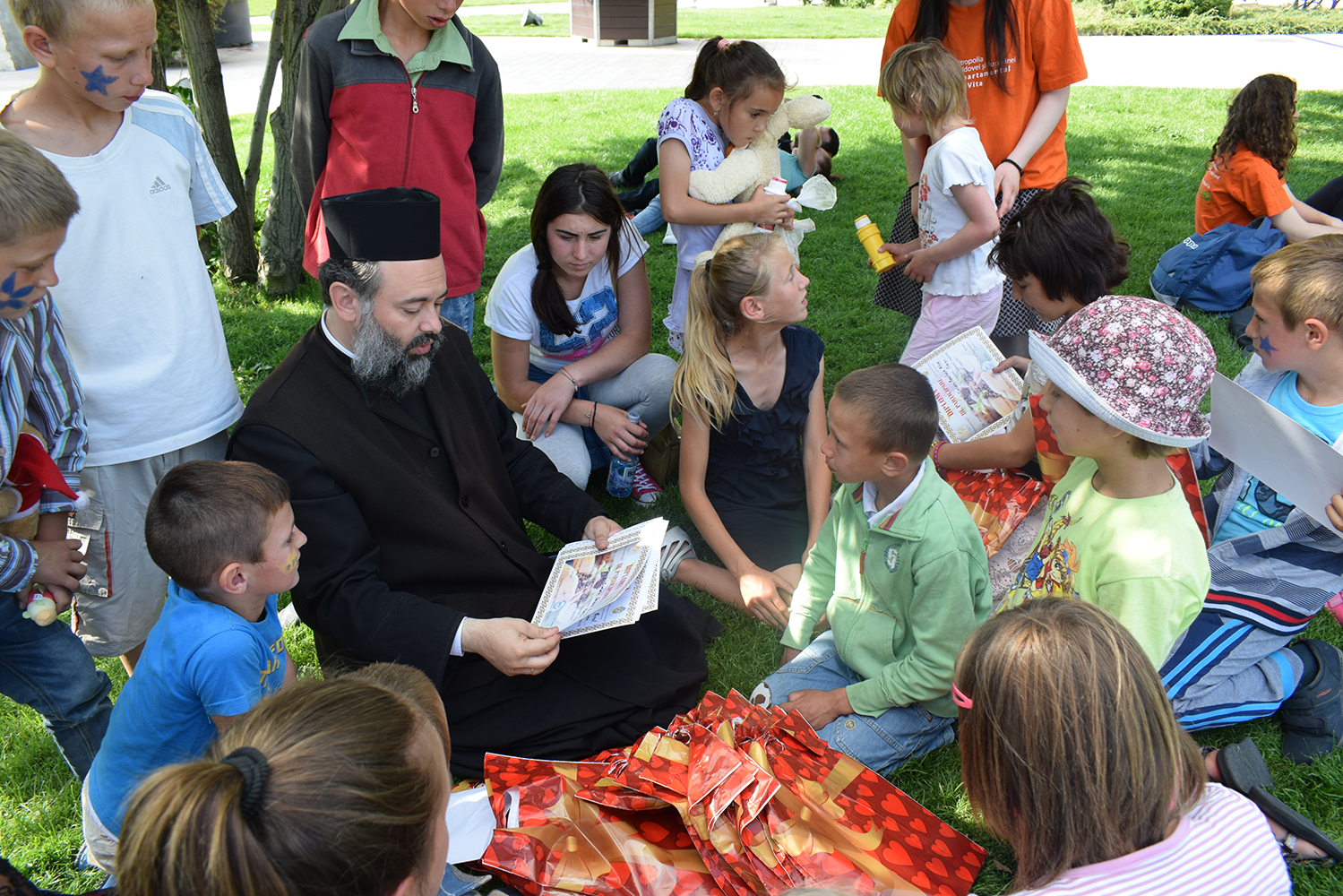 „Raze în lumină“ la prima ediţie