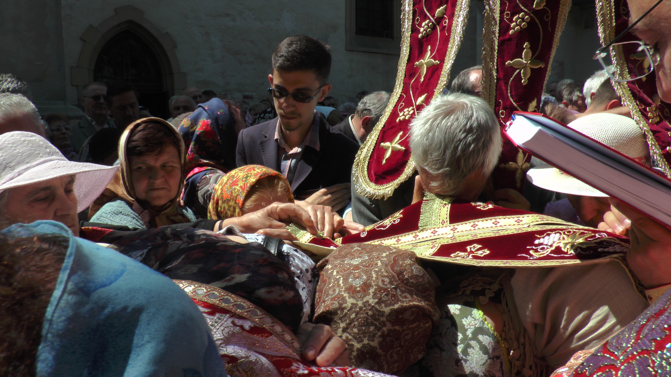 Ocrotitorul Sucevei, sărbătorit prin Liturghie arhierească și procesiune