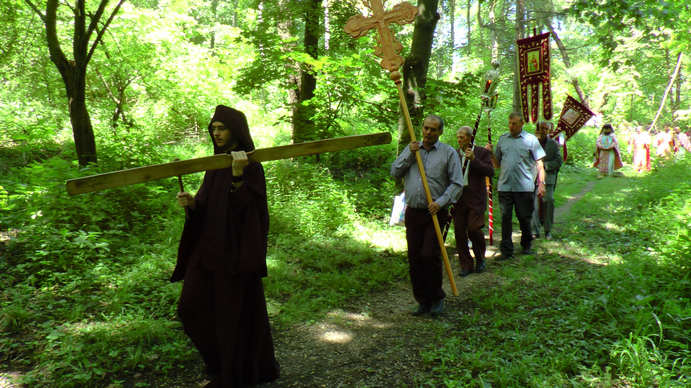 Ocrotitorul Sucevei, sărbătorit prin Liturghie arhierească și procesiune