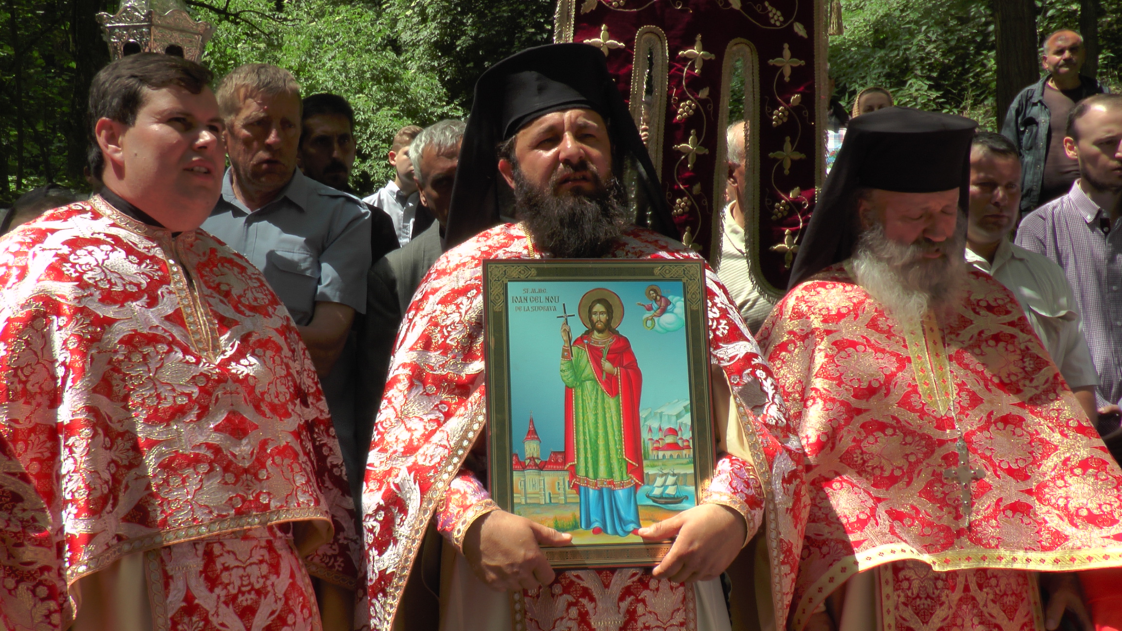 Ocrotitorul Sucevei, sărbătorit prin Liturghie arhierească și procesiune