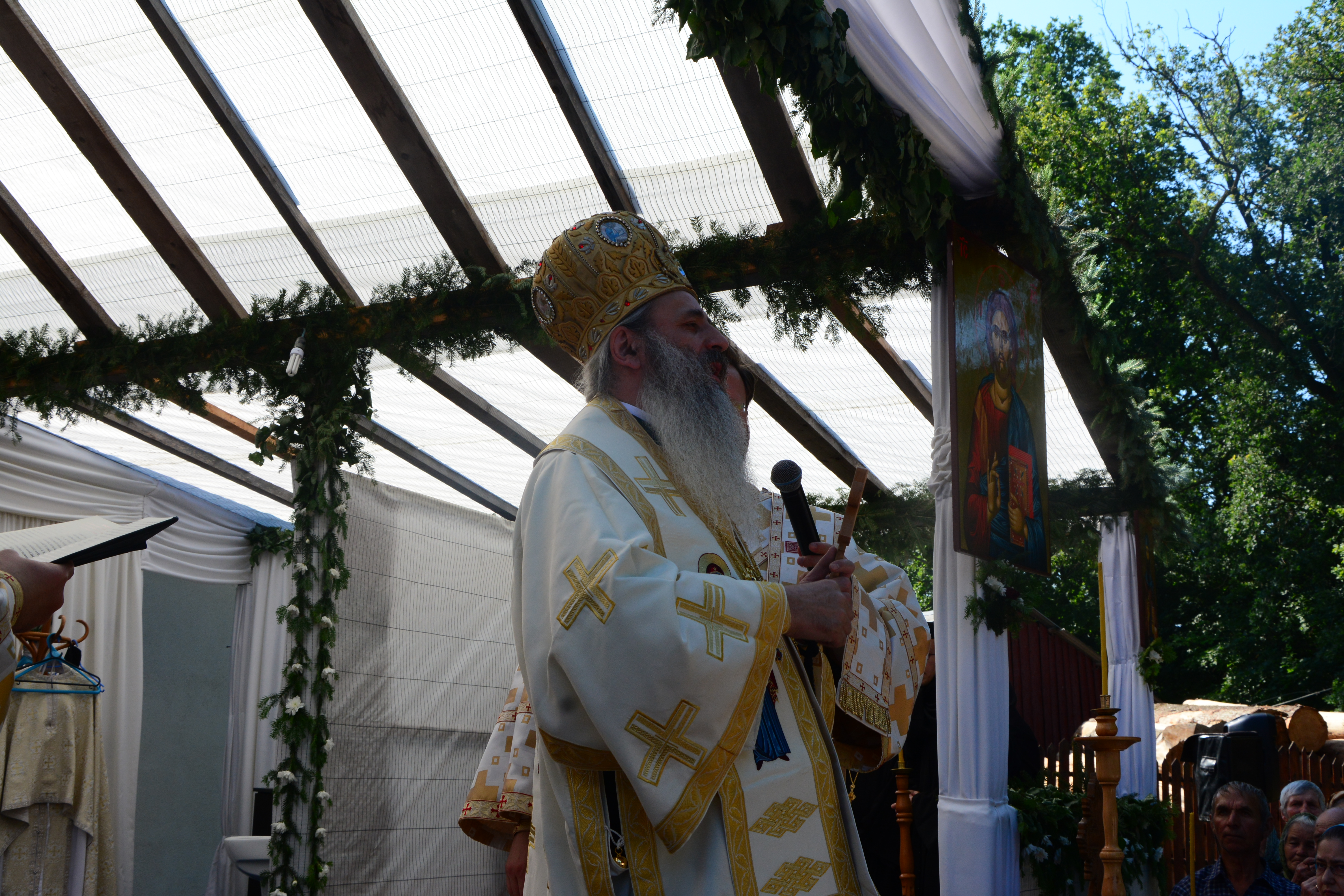 Mănăstirea Guranda din Botoșani și-a serbat hramul prin Liturghie arhierească