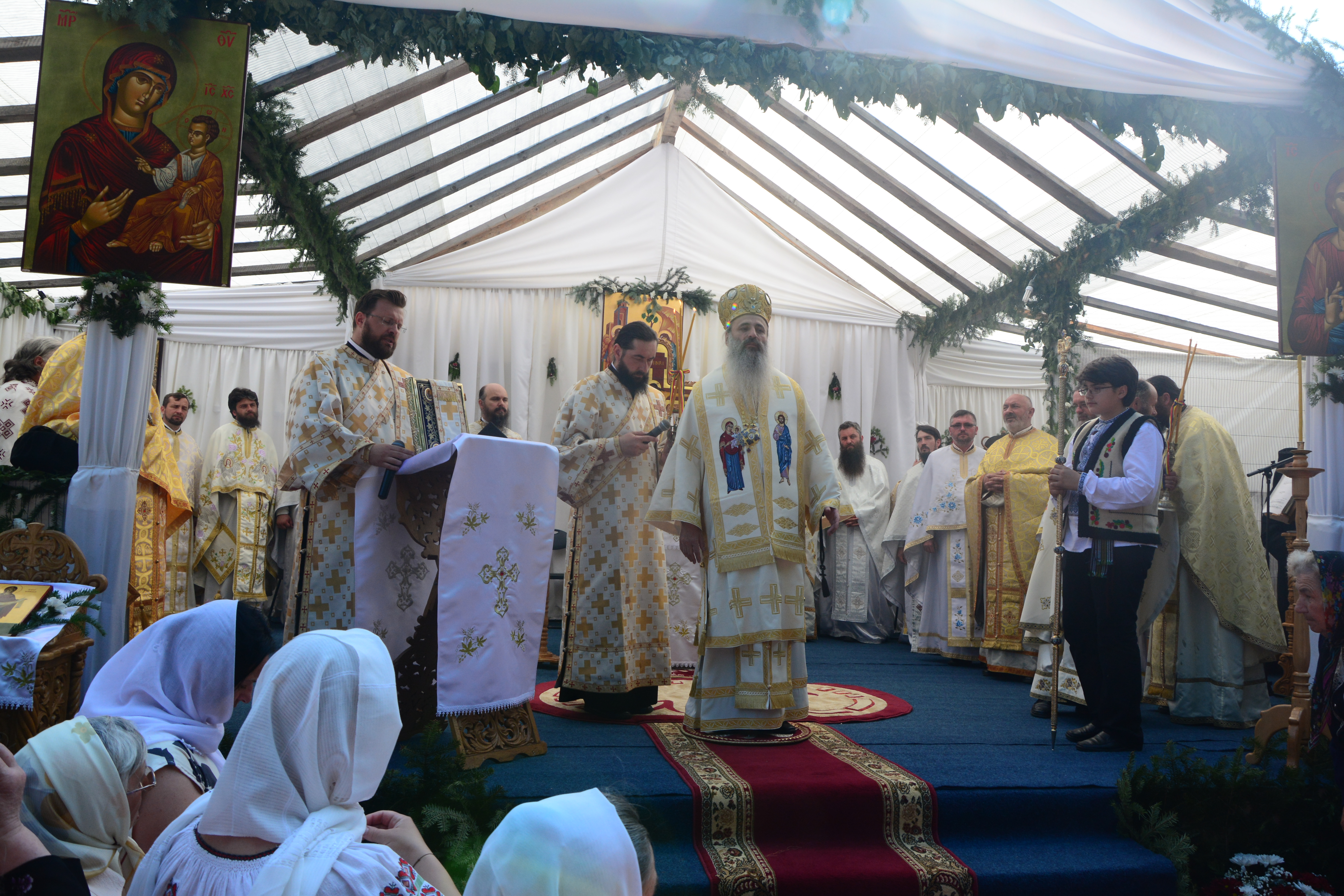 Fotografii: Constantin Comici Mănăstirea Guranda din Botoșani și-a serbat hramul prin Liturghie arhierească