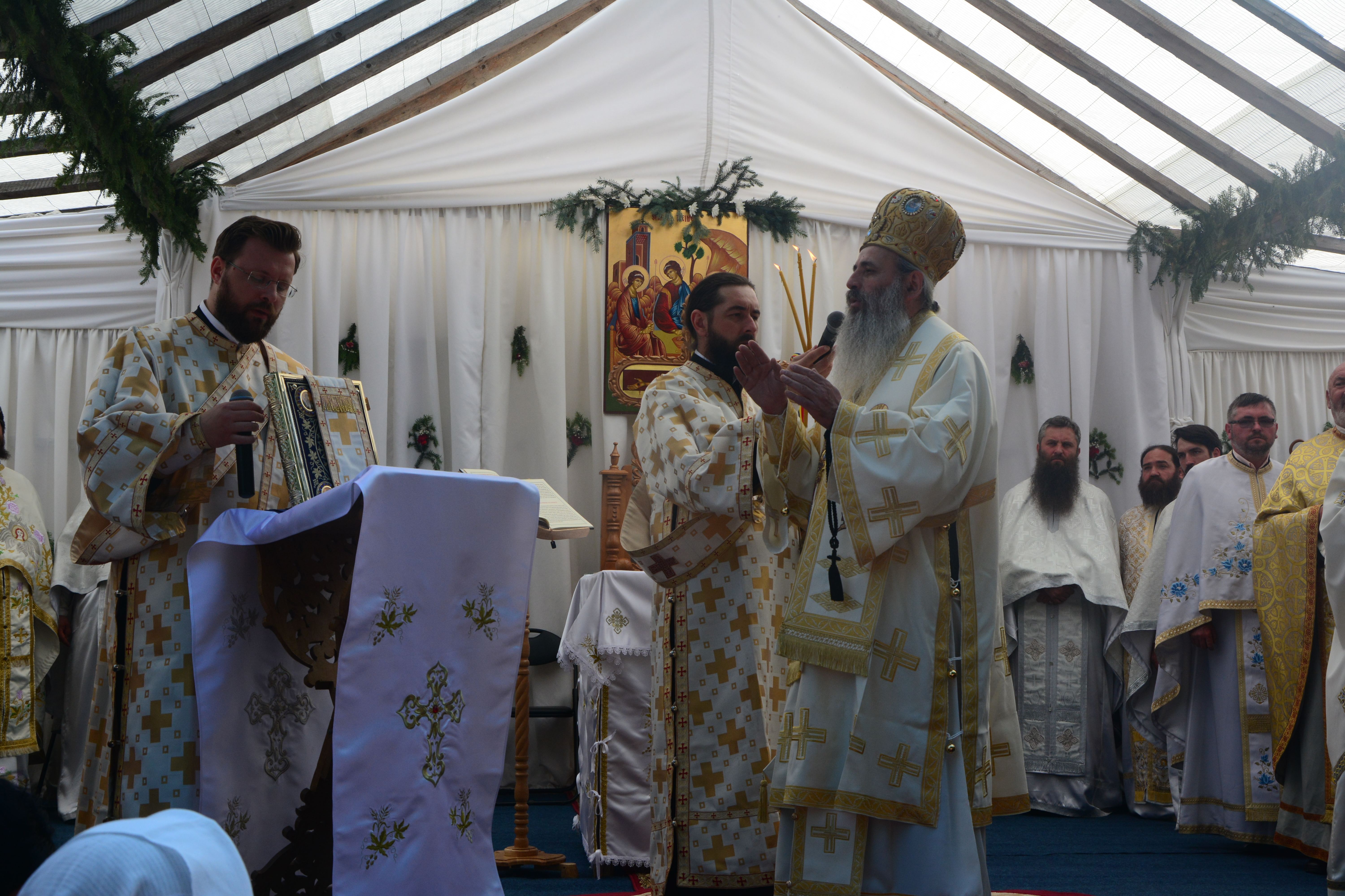 Mănăstirea Guranda din Botoșani și-a serbat hramul prin Liturghie arhierească