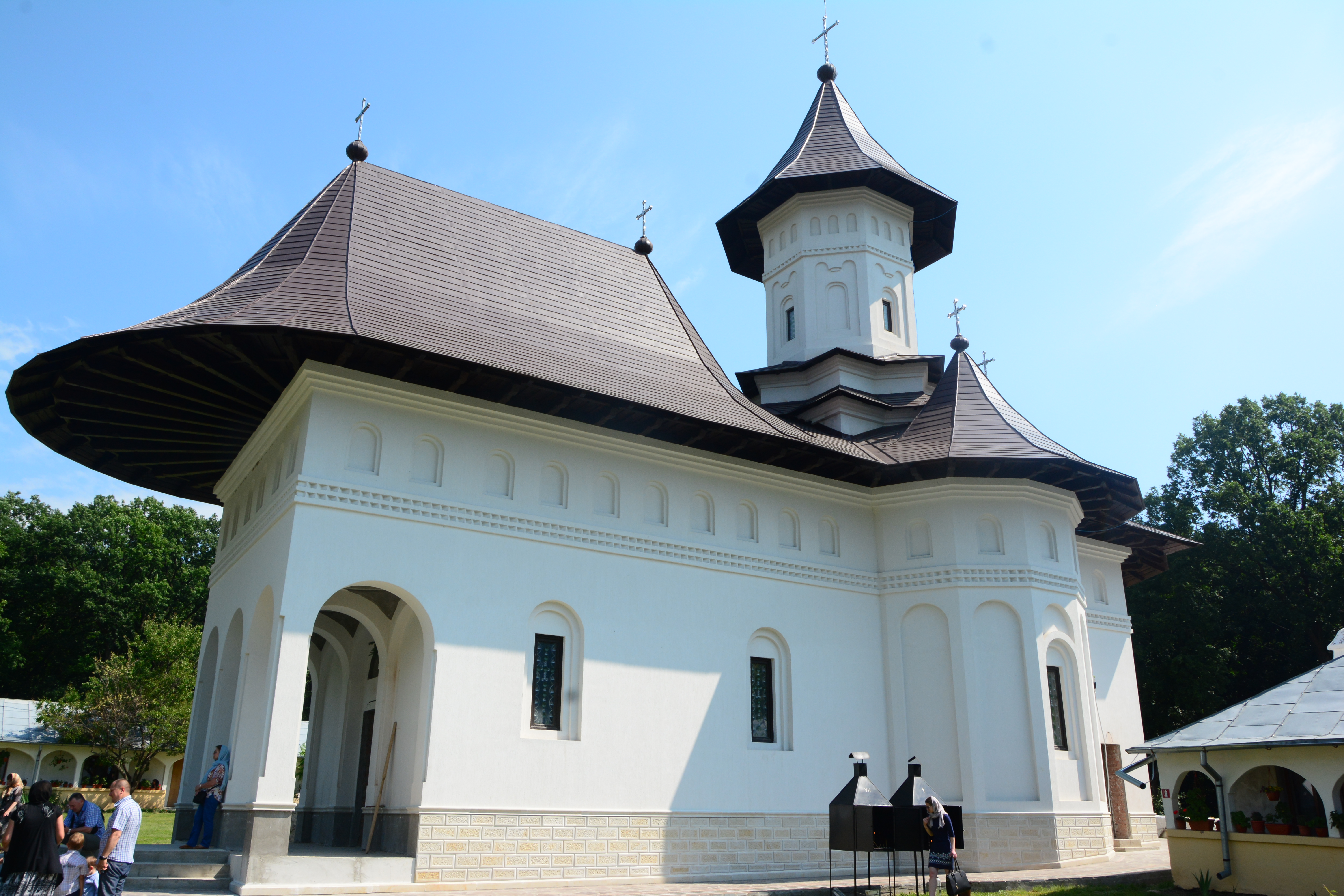 Mănăstirea Guranda din Botoșani și-a serbat hramul prin Liturghie arhierească