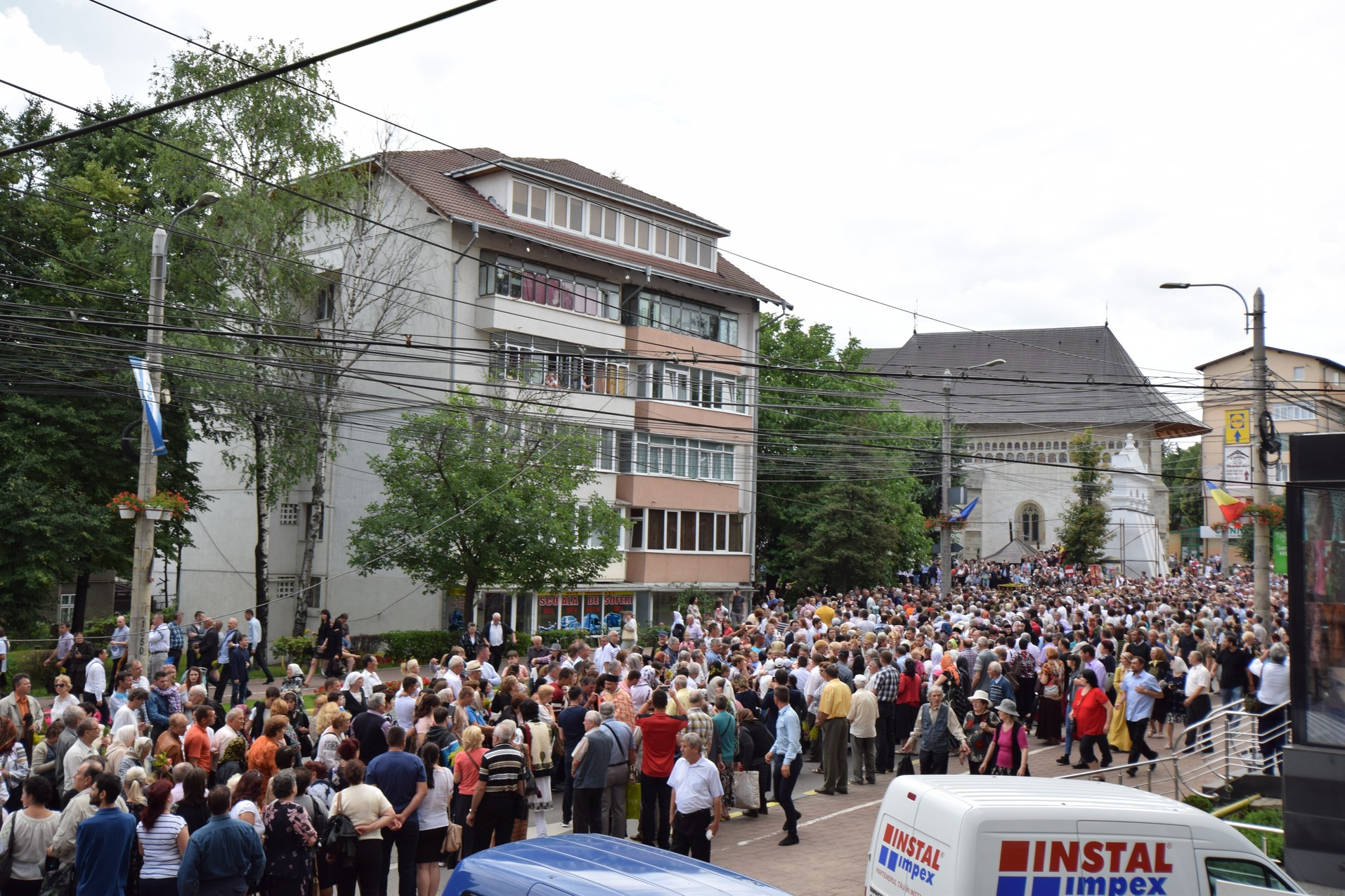 20.000 de pelerini s-au întâlnit cu Sfântul Ioan cel Nou la Suceava (GALERIE FOTO)