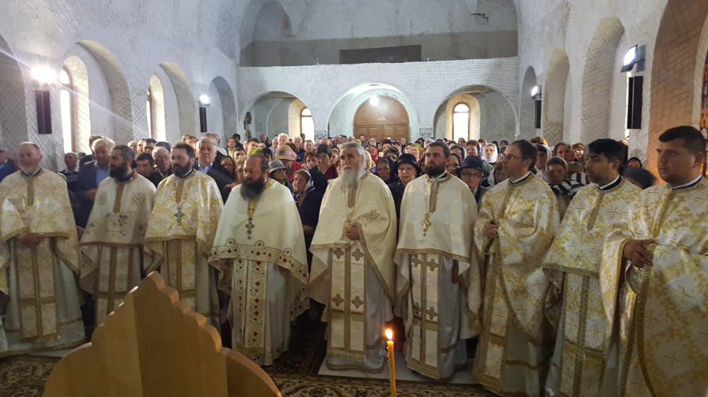 Sfinţii Români, prăznuiţi la Zosin şi Calapodeşti