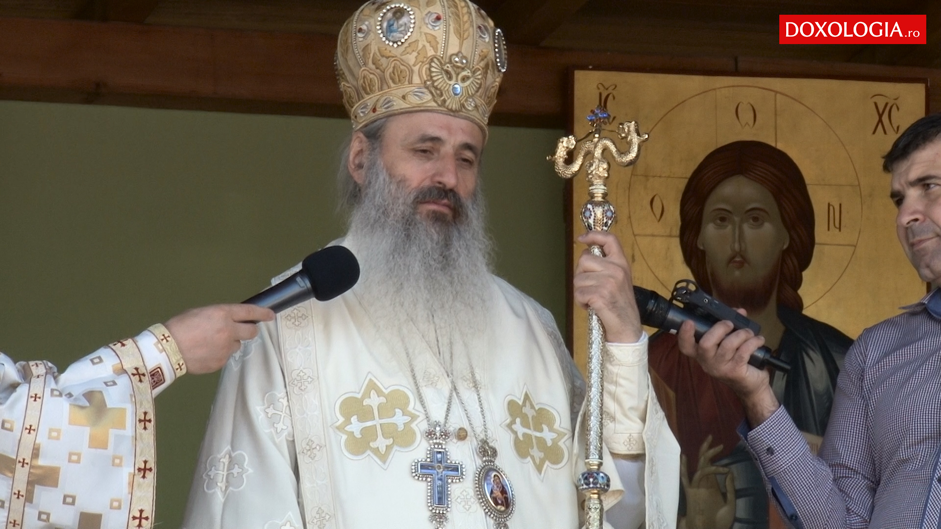 (Video) Dumnezeu nu înlătură suferința dacă suntem oameni credincioși – IPS Teofan