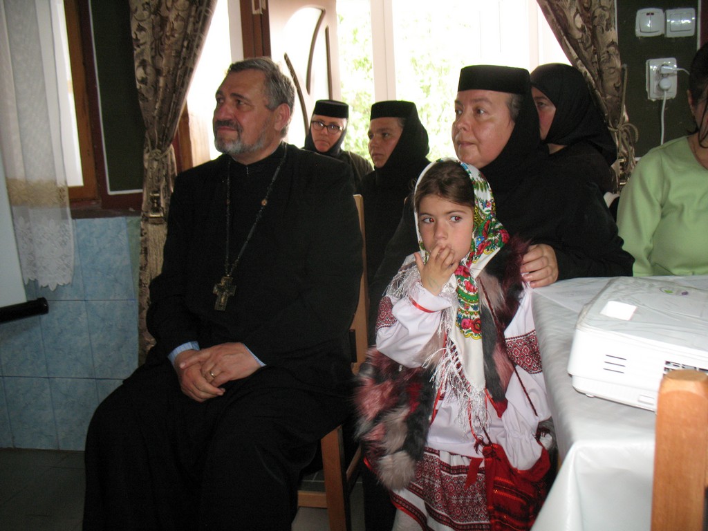 Lansare de carte la Mănăstirea Buciumeni Lansare de carte la Mănăstirea Buciumeni