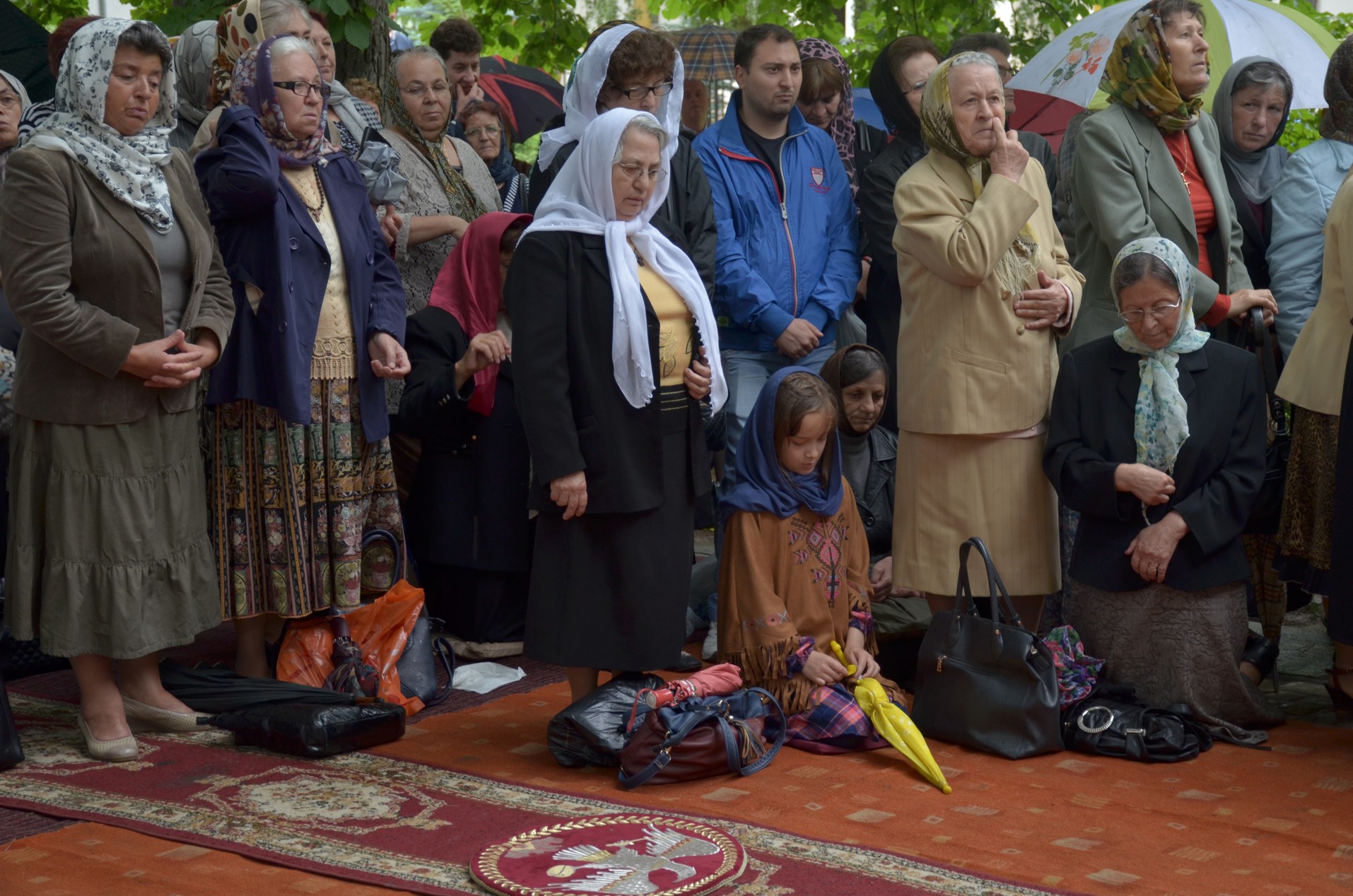 Sfinții Români, sărbătoriți la Mănăstirea Bucium prin Liturghie arhierească