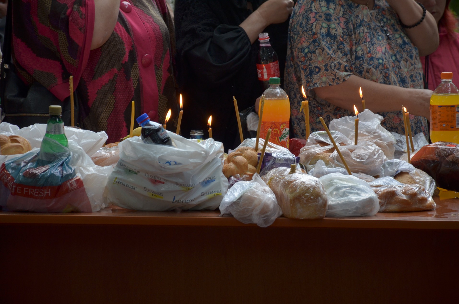 Sfinții Români, sărbătoriți la Mănăstirea Bucium prin Liturghie arhierească