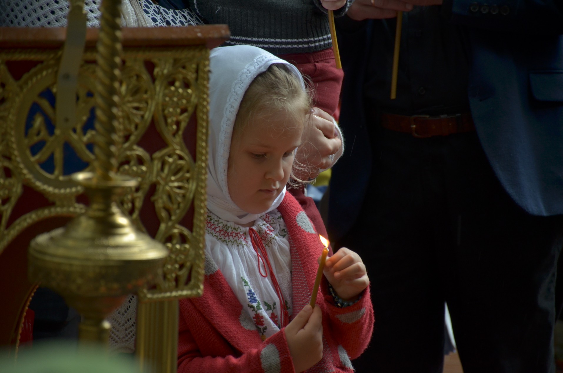 Sfinții Români, sărbătoriți la Mănăstirea Bucium prin Liturghie arhierească