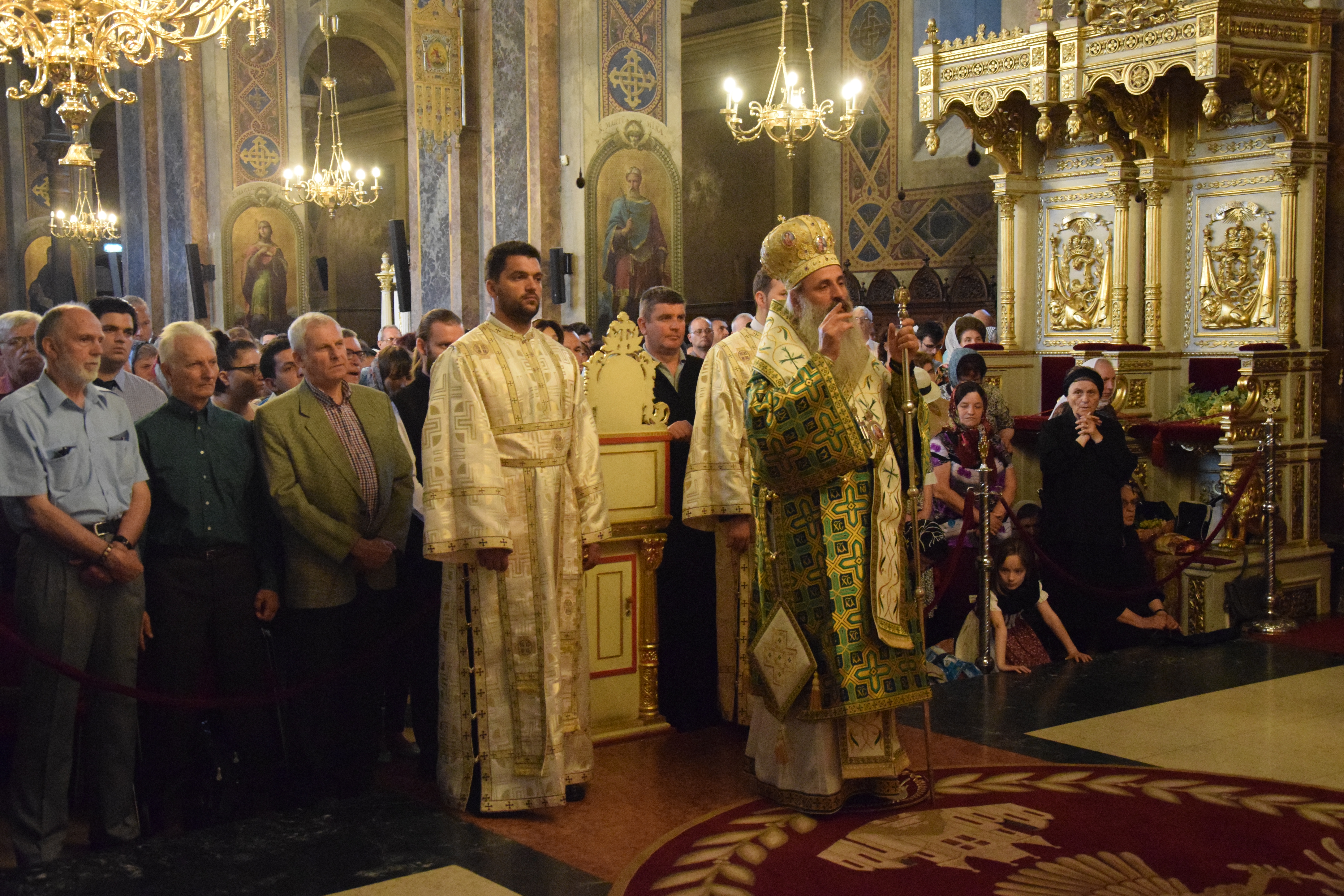 Sărbătoarea Rusaliilor la Catedrala mitropolitană din Iași: „Duhul Sfânt vine în viața omului care are smerenie și rugăciune”