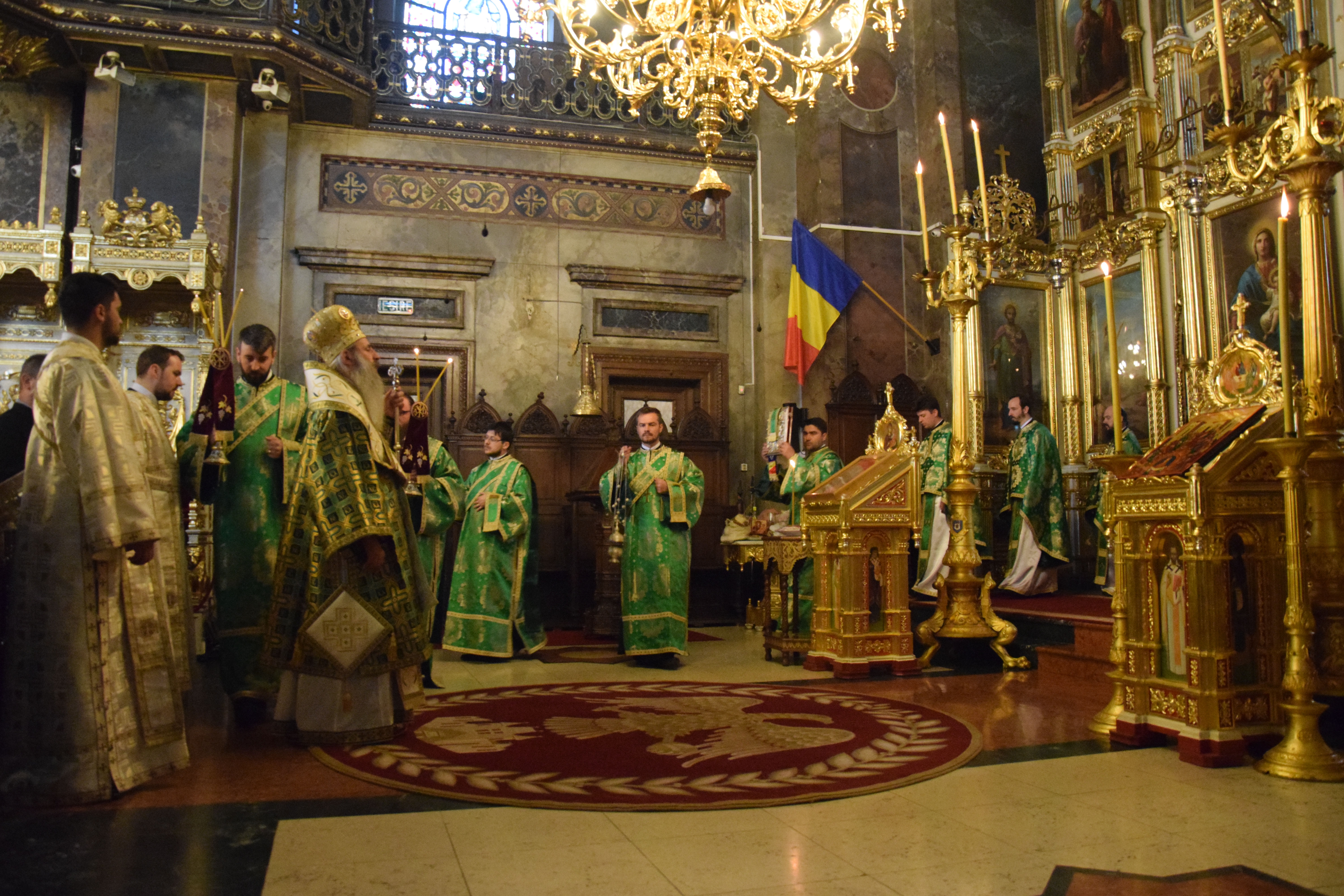 Sărbătoarea Rusaliilor la Catedrala mitropolitană din Iași: „Duhul Sfânt vine în viața omului care are smerenie și rugăciune”