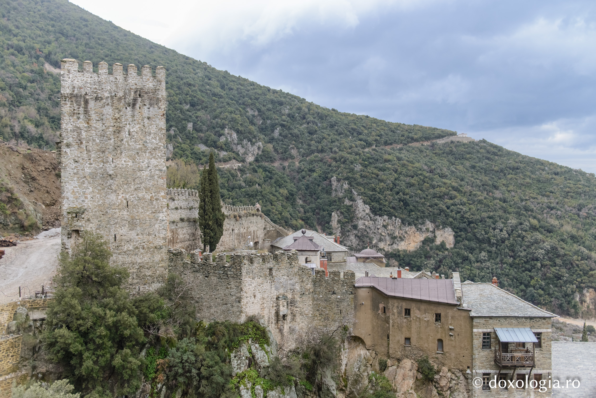 Turnul de apărare al Mănăstirii Sfântul Pavel