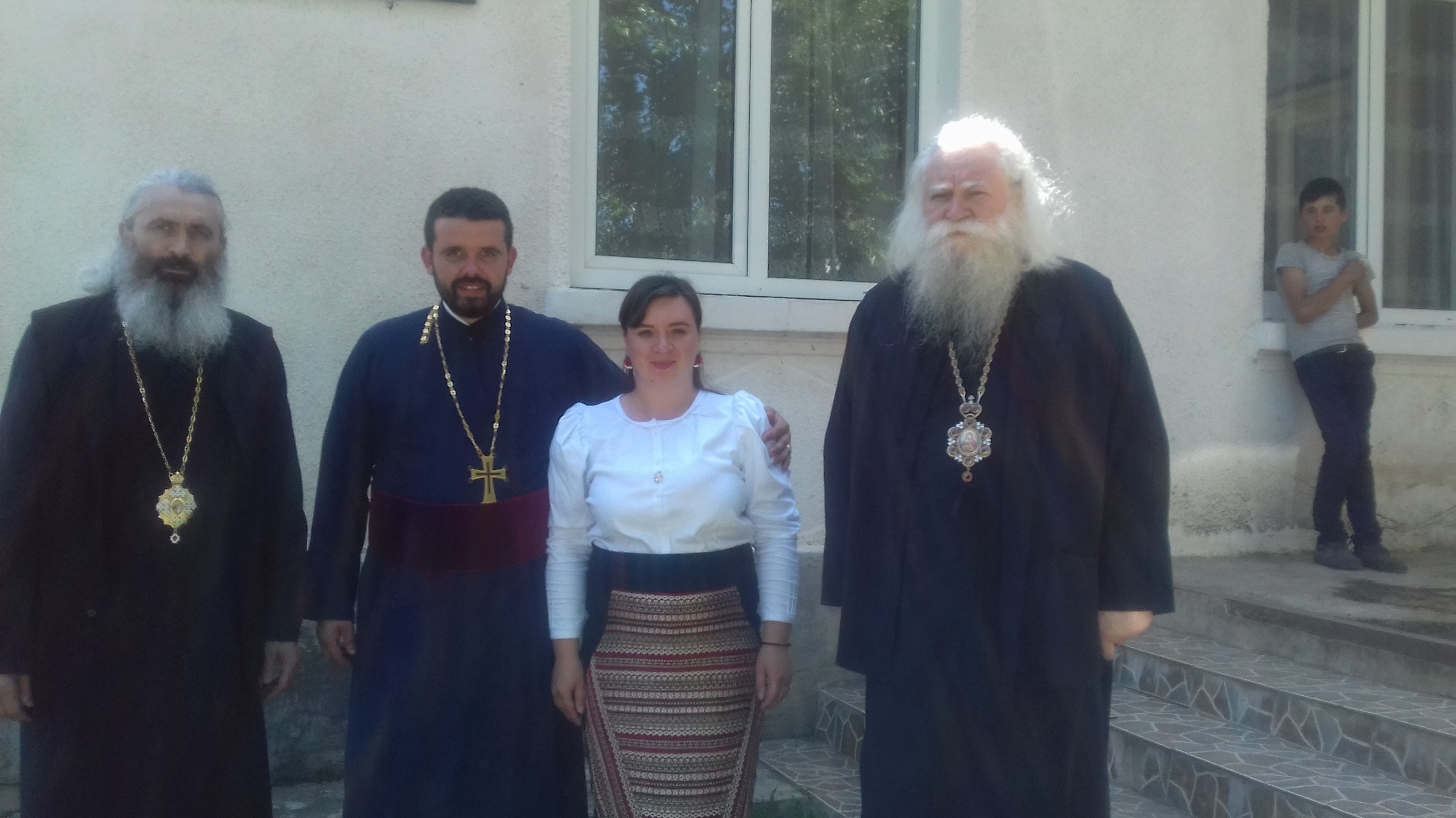 Biserica „Sfântul Apostol Andrei“ din Satu Nou, sfinţită de doi ierarhi