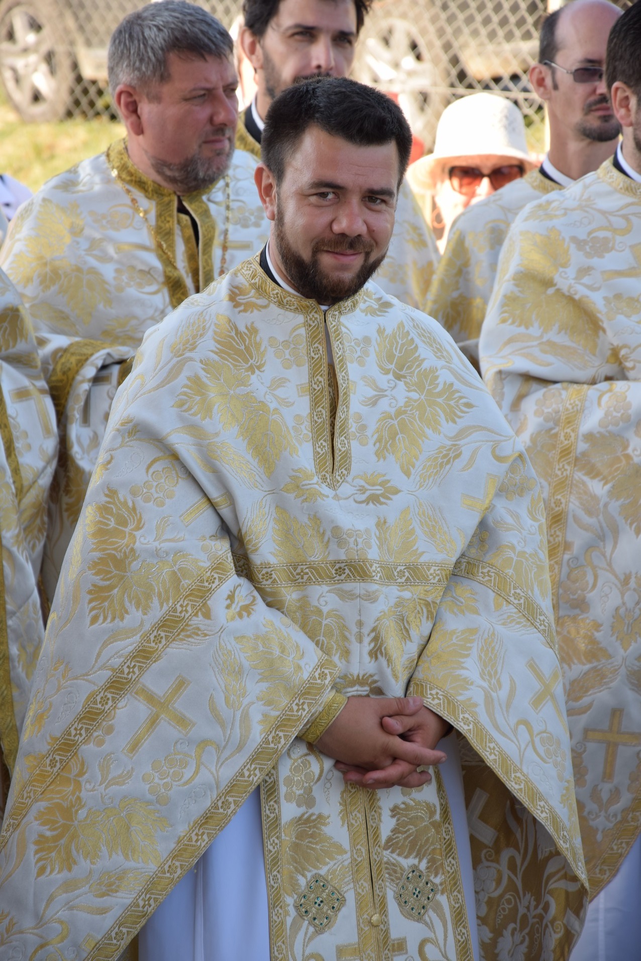 Biserica „Duminica Tuturor Sfinților” din satul Stânca, sfințită de IPS Mitropolit Teofan (GALERIE FOTO) Biserica „Duminica Tuturor Sfinților” din satul Stânca, sfințită de IPS Mitropolit Teofan (GALERIE FOTO)