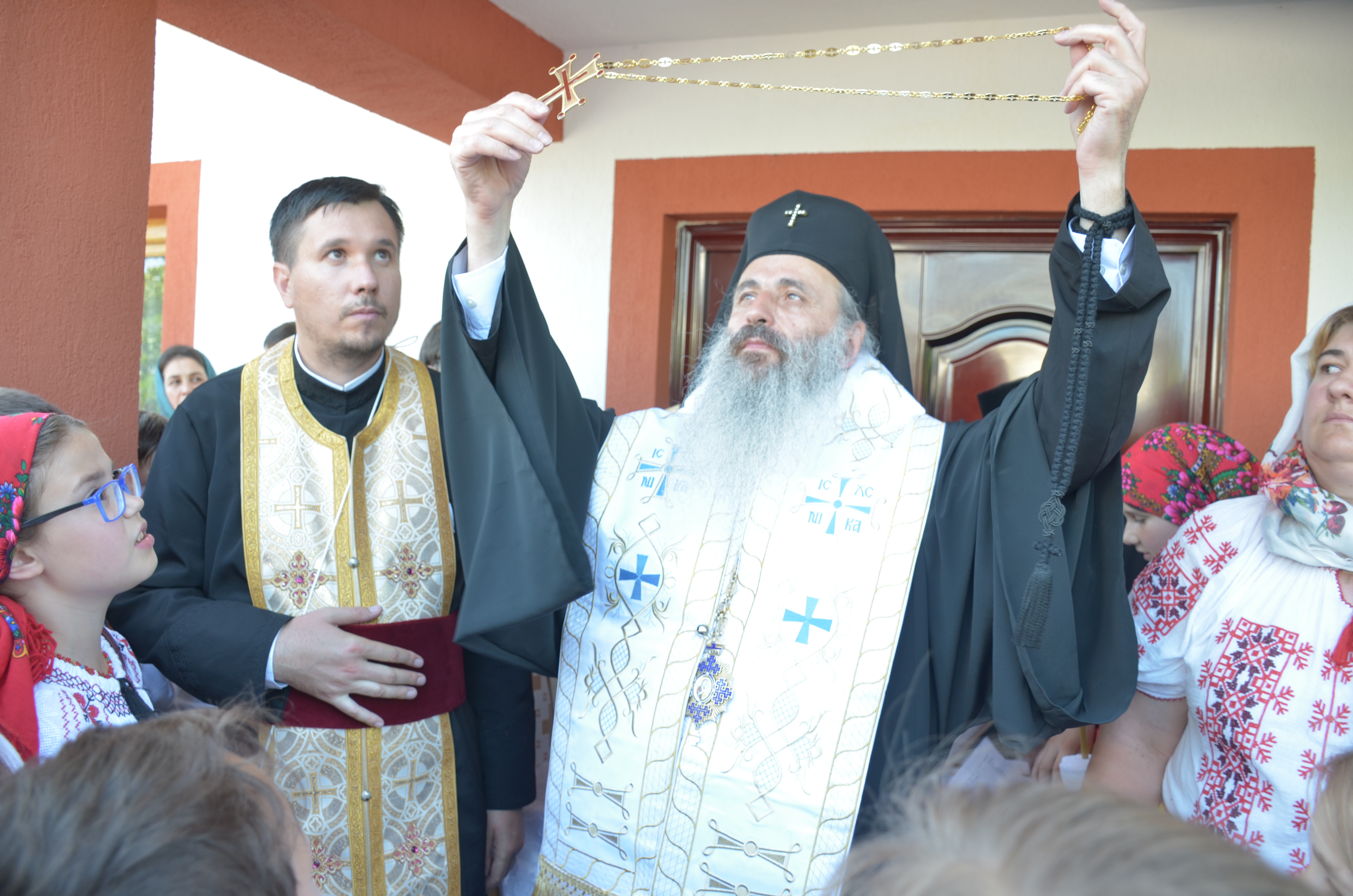 Sfinţire de casă parohială la Răchiţi - Botoşani Sfinţire de casă parohială la Răchiţi - Botoşani