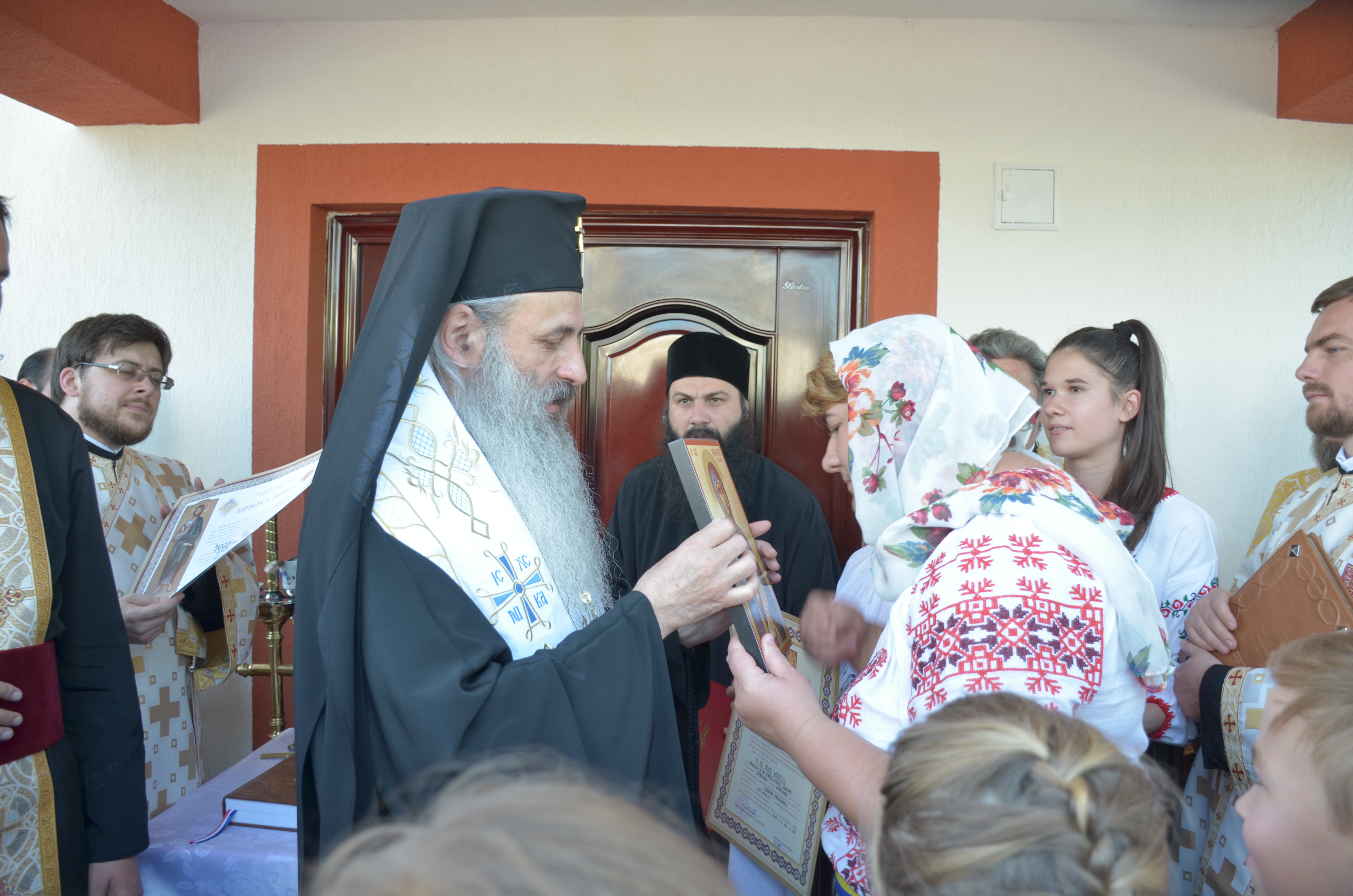 Sfinţire de casă parohială la Răchiţi - Botoşani Sfinţire de casă parohială la Răchiţi - Botoşani