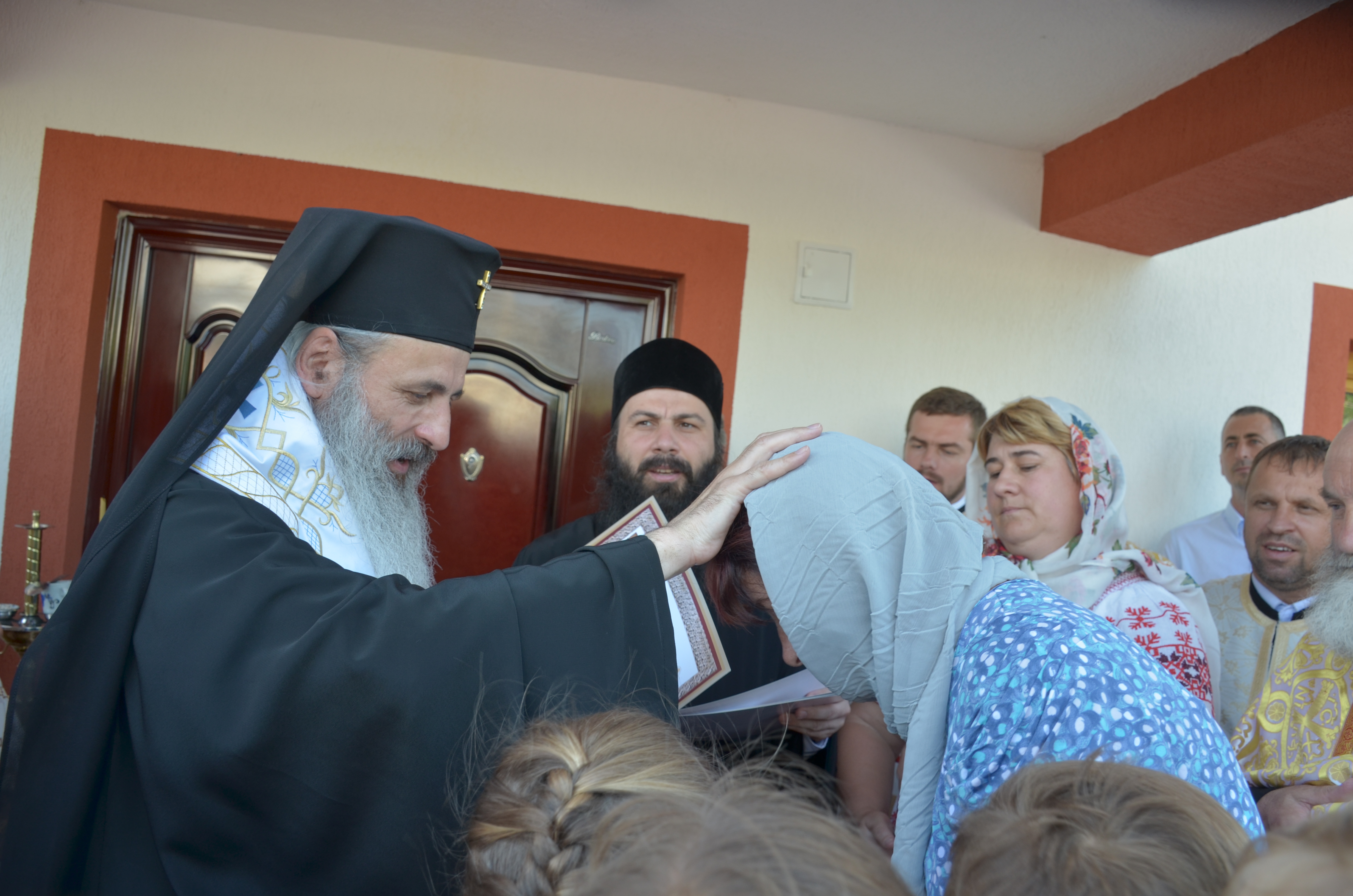 Sfinţire de casă parohială la Răchiţi - Botoşani Sfinţire de casă parohială la Răchiţi - Botoşani