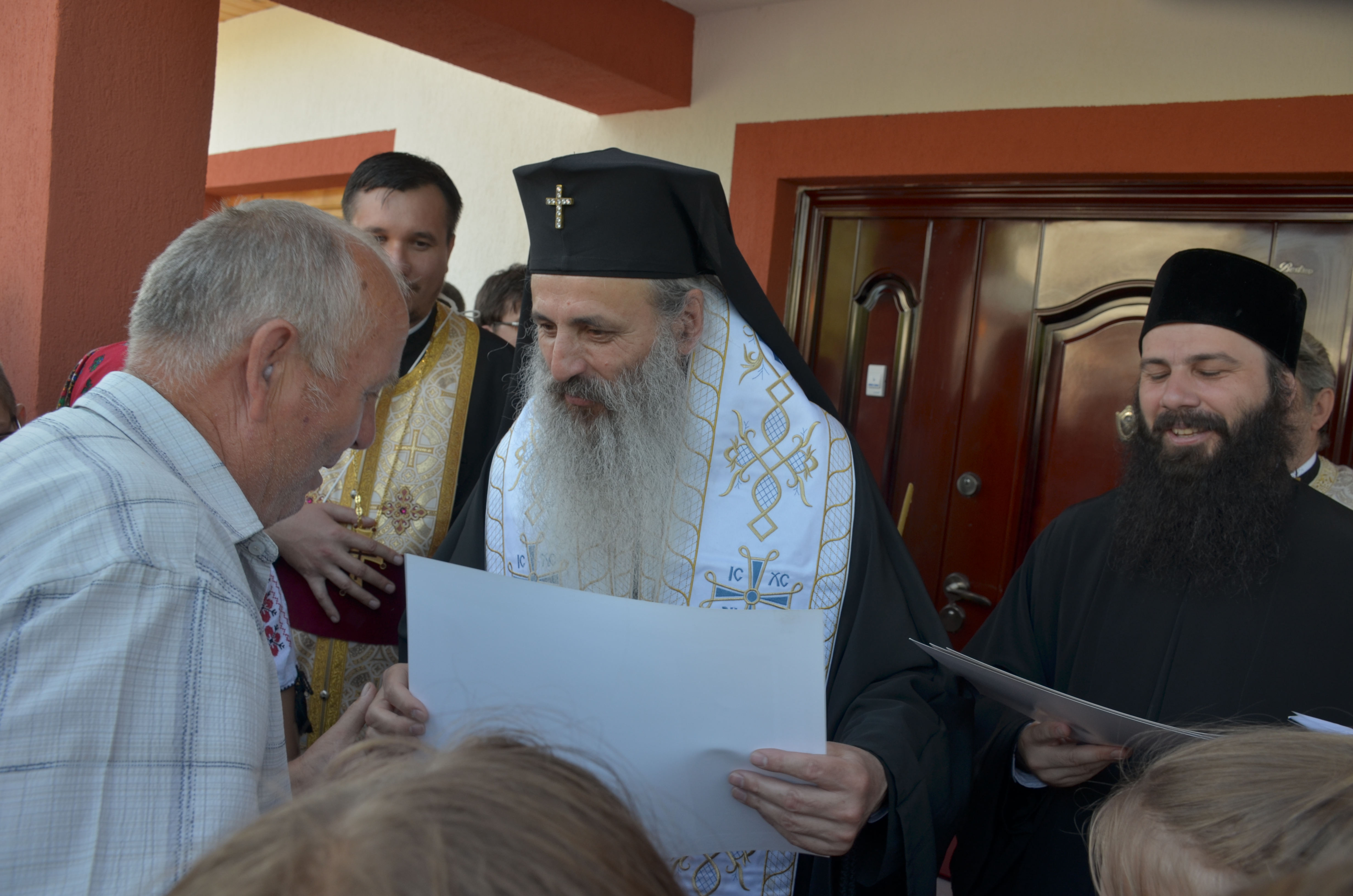 Sfinţire de casă parohială la Răchiţi - Botoşani Sfinţire de casă parohială la Răchiţi - Botoşani