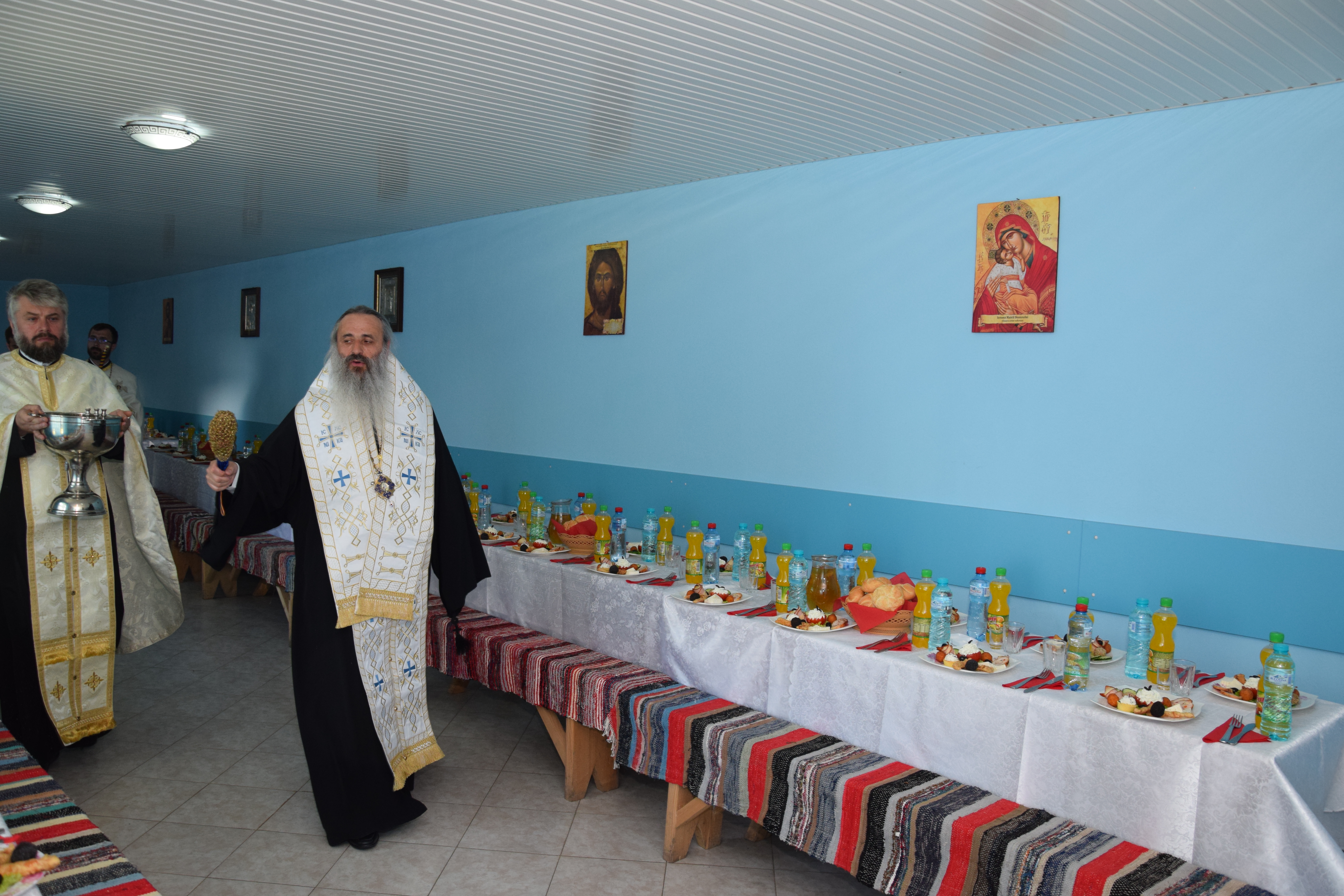 Sfințire de casă socială în Parohia Coada Stâncii Sfințire de casă socială în Parohia Coada Stâncii