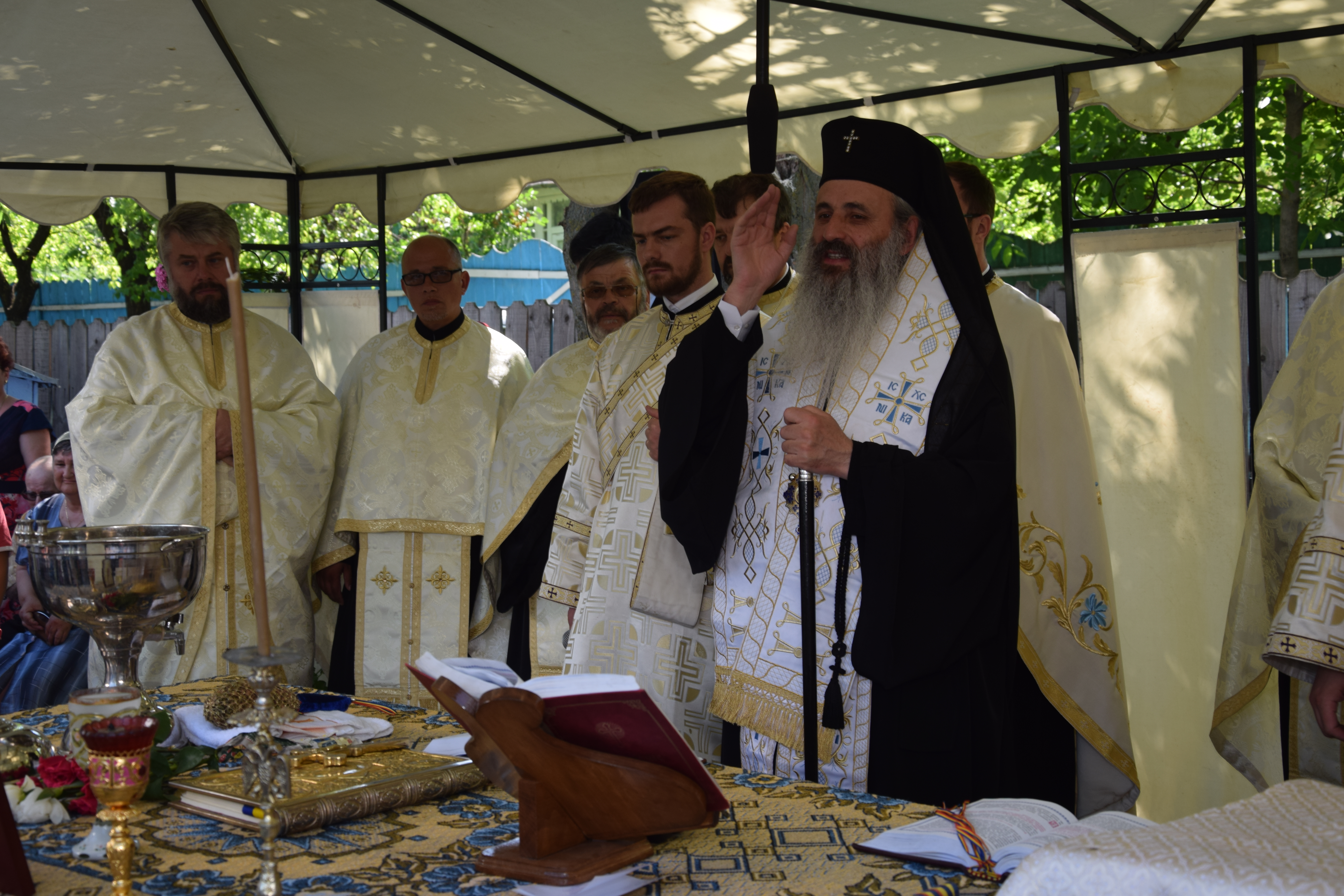 Sfințire de casă socială în Parohia Coada Stâncii Sfințire de casă socială în Parohia Coada Stâncii