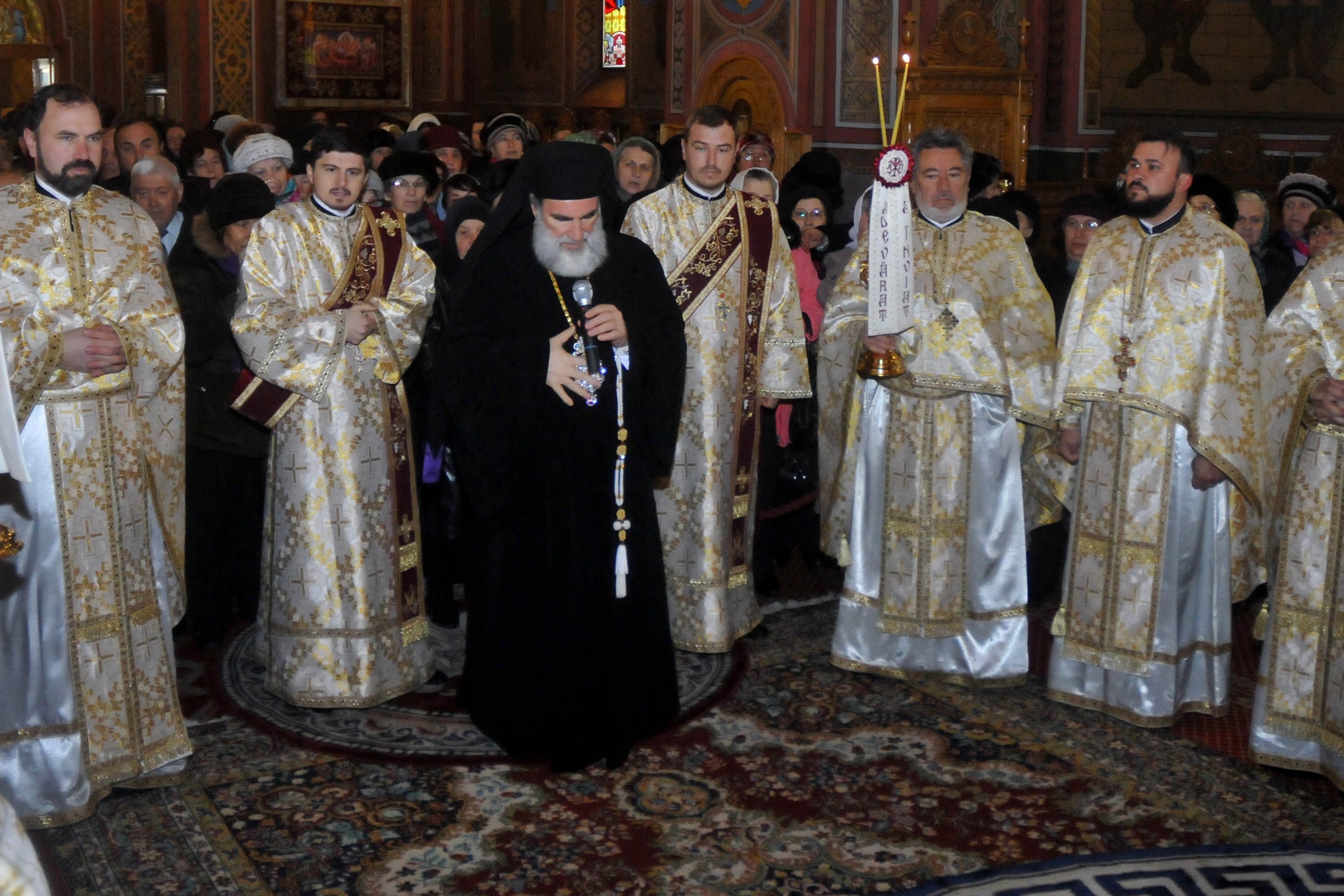 Slujire filantropică şi misionară în Parohia „Sfântul Gheorghe“ - Bacău