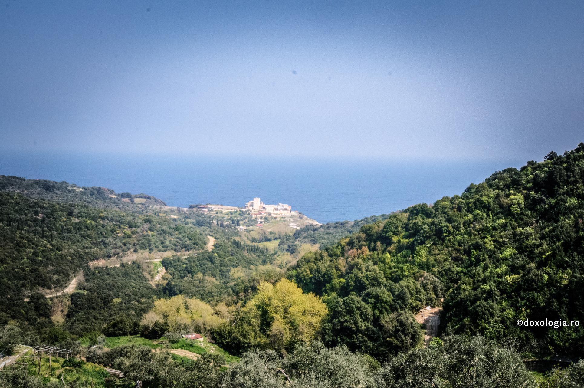 (Video) În Athos te așteaptă întâlnirea cu tine însuți