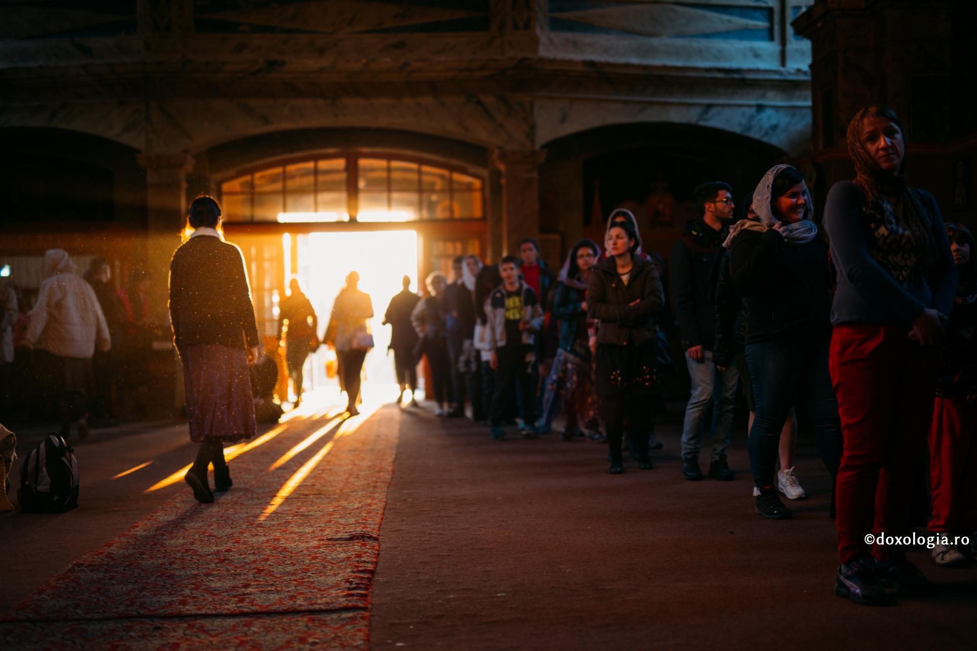 Față în față cu propria conștiință, uneori dăm vina pe cei care ne iubesc