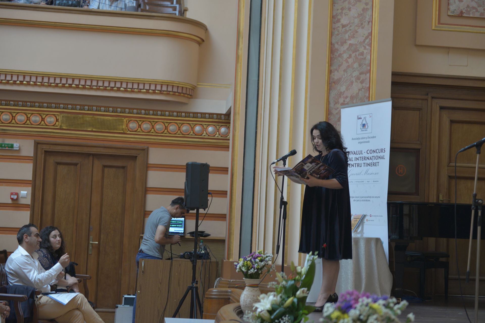 Concert de muzică psaltică și lansare de carte în cadrul Festivalului - Concurs Coral Internațional pentru Tineret „Gavriil Musicescu” Concert de muzică psaltică și lansare de carte în cadrul Festivalului - Concurs Coral Internațional pentru Tineret „Gavriil Musicescu”