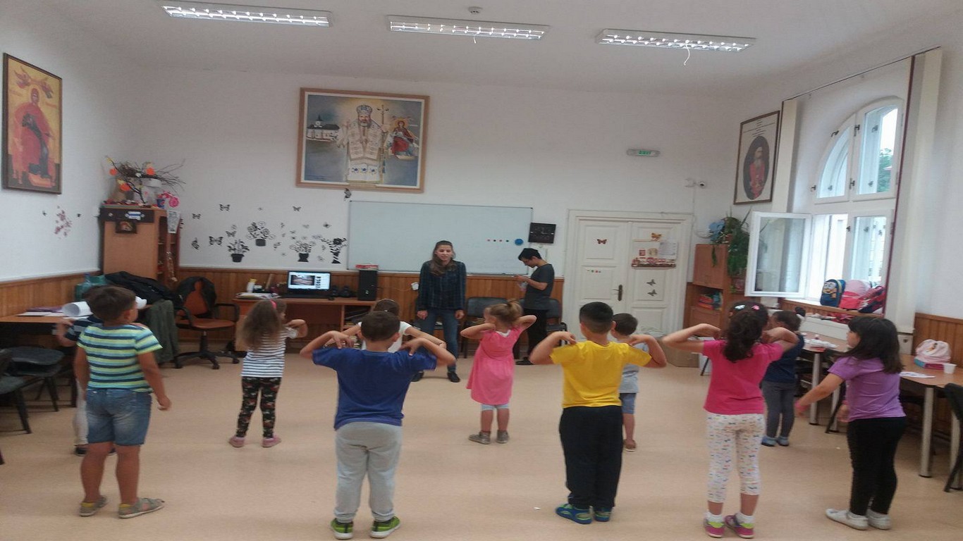 Programe pentru tineri şi copii în perioada de vară