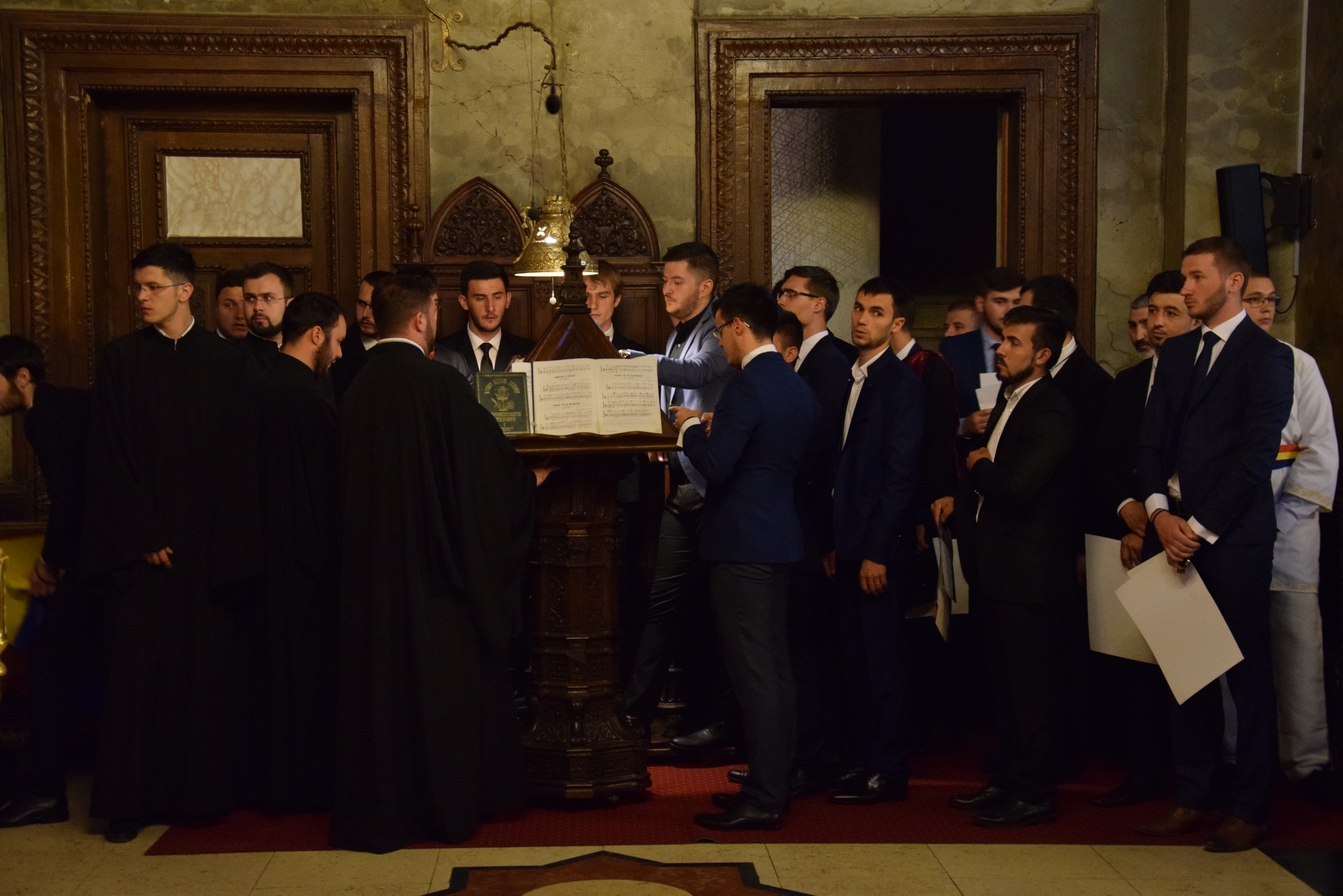 Jurământ de credință și curs festiv la Facultatea de Teologie Ortodoxă din Iași