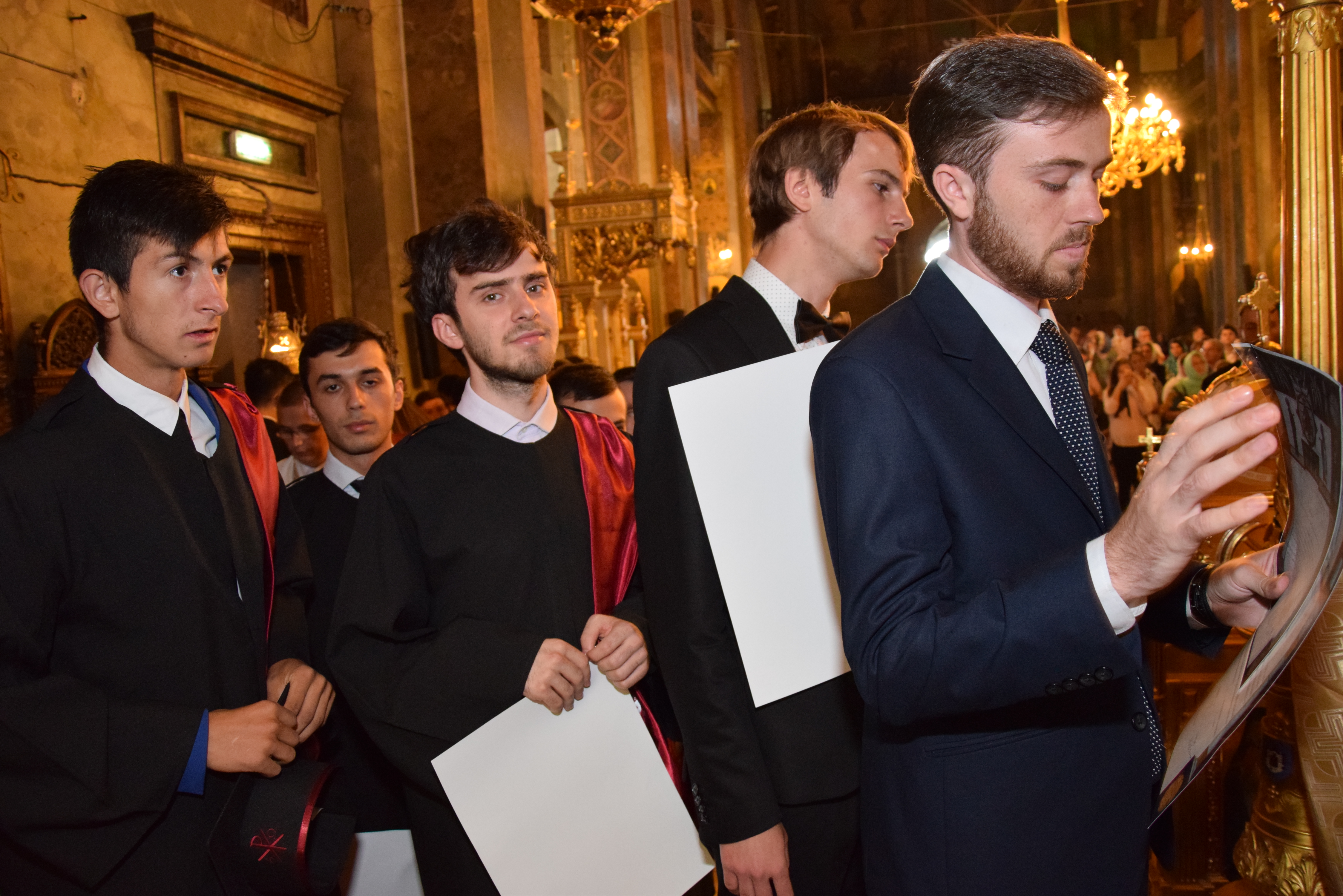 Jurământ de credință și curs festiv la Facultatea de Teologie Ortodoxă din Iași