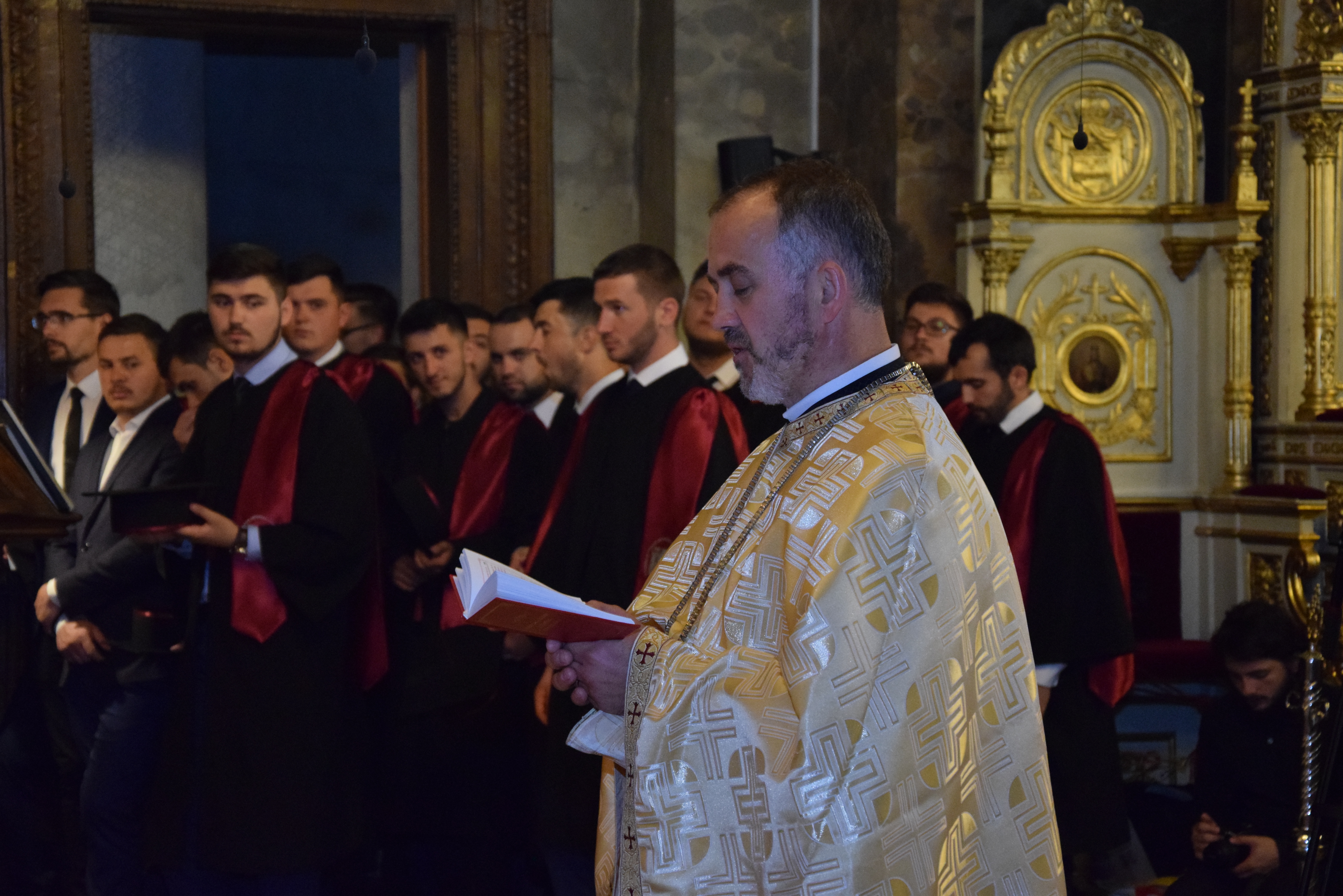 Jurământ de credință și curs festiv la Facultatea de Teologie Ortodoxă din Iași