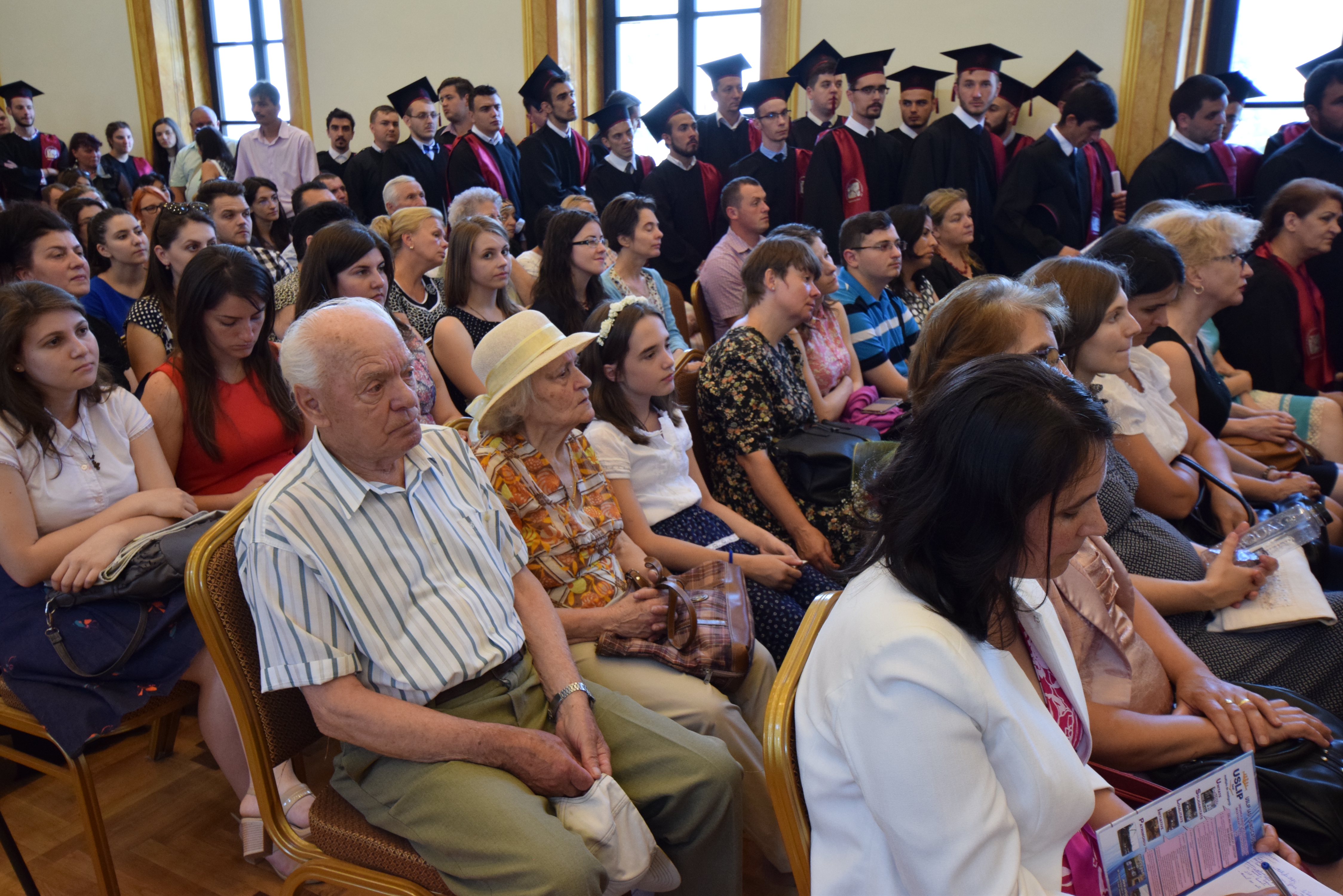 Jurământ de credință și curs festiv la Facultatea de Teologie Ortodoxă din Iași